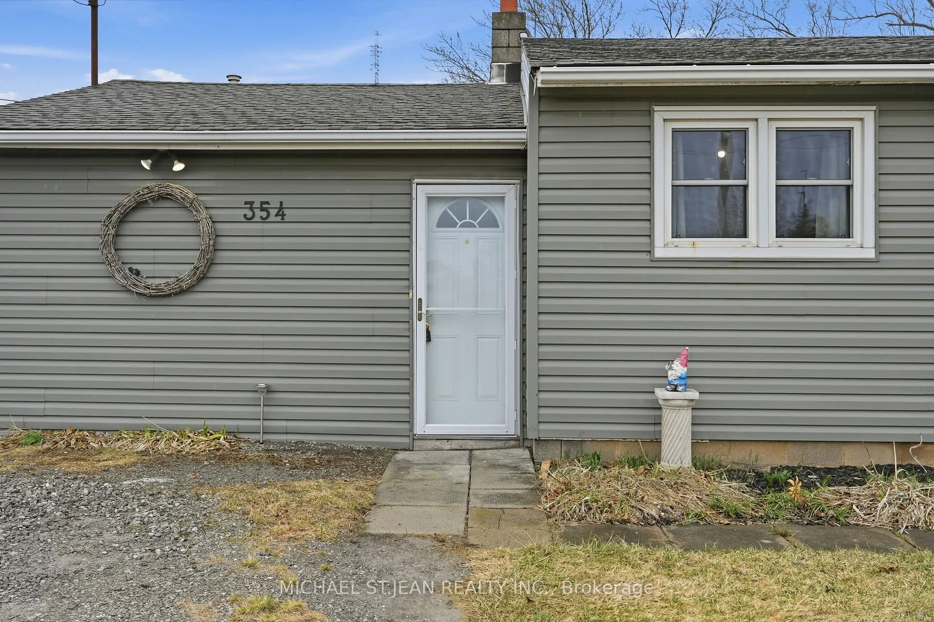 Photo 4 of 354 McNeilly Road, Hamilton, Lakeshore — HOMEH