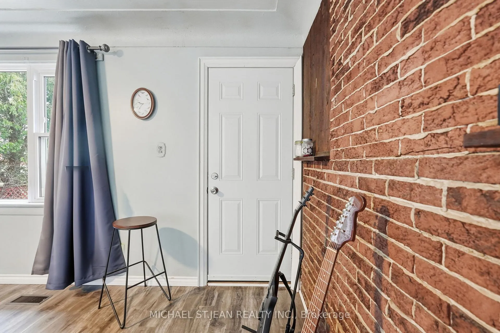 Photo 13 of 354 McNeilly Road, Hamilton, Lakeshore — HOMEH