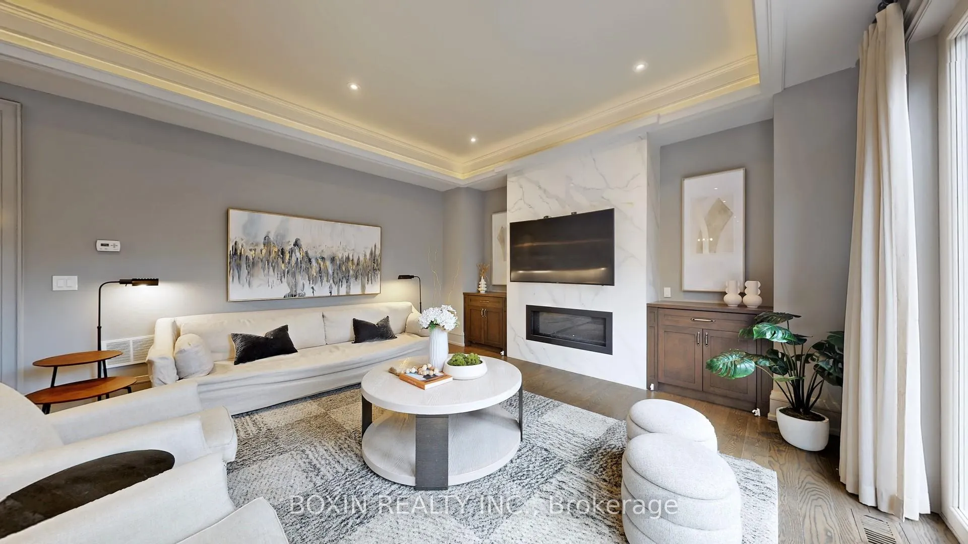 Photo 8 of 11 Tremont Crescent, North York, Banbury-Don Mills — HOMEH