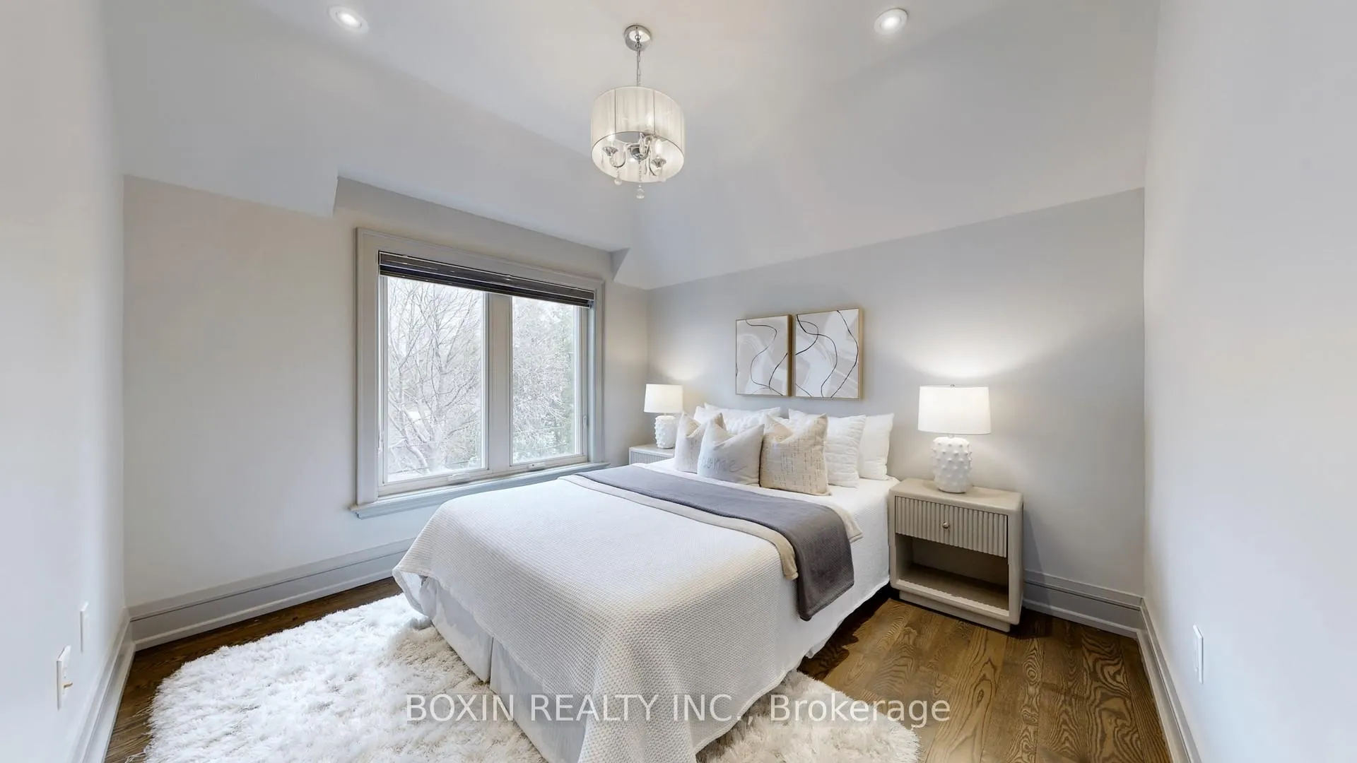 Photo 33 of 11 Tremont Crescent, North York, Banbury-Don Mills — HOMEH