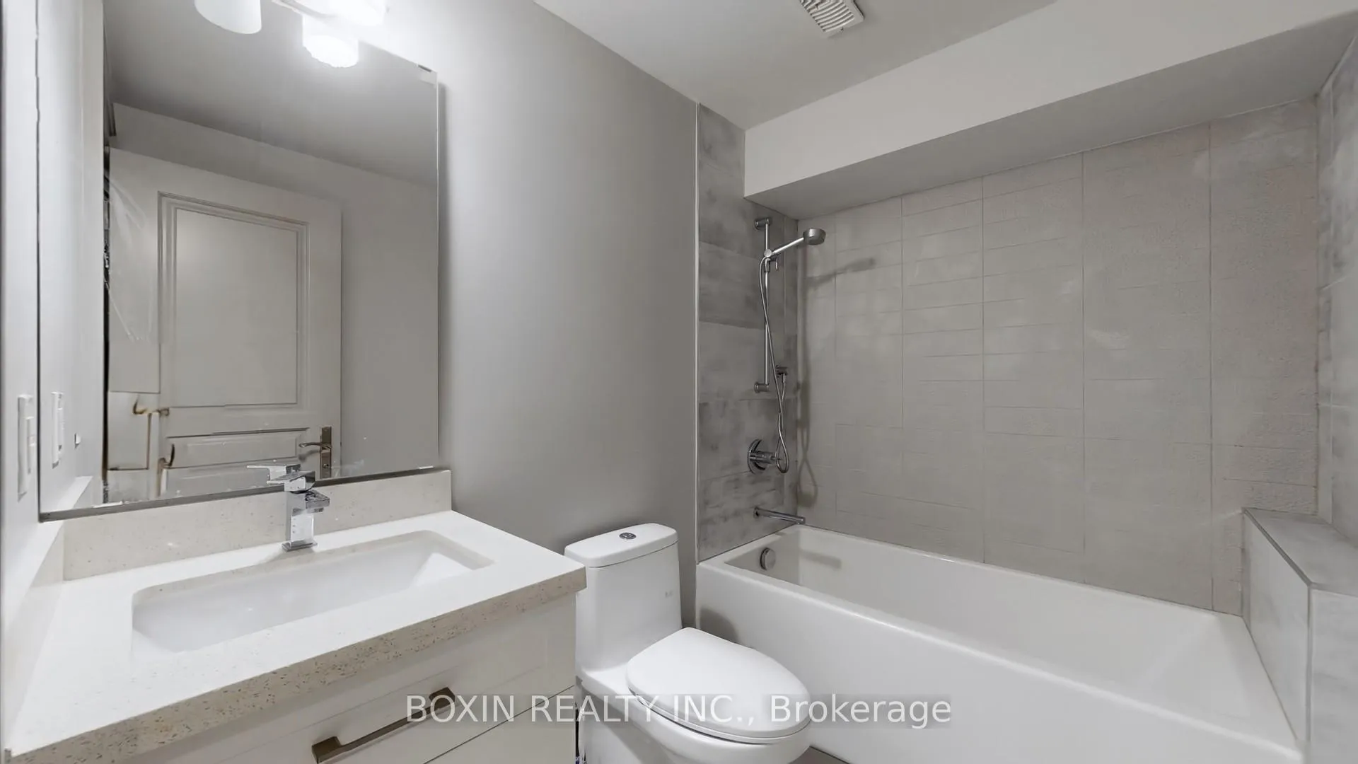 Photo 41 of 11 Tremont Crescent, North York, Banbury-Don Mills — HOMEH