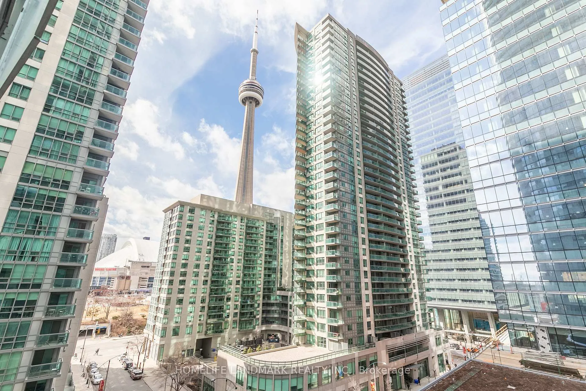 Photo 13 of Unit 508, 12 York Street, Toronto, Waterfront Communities — HOMEH