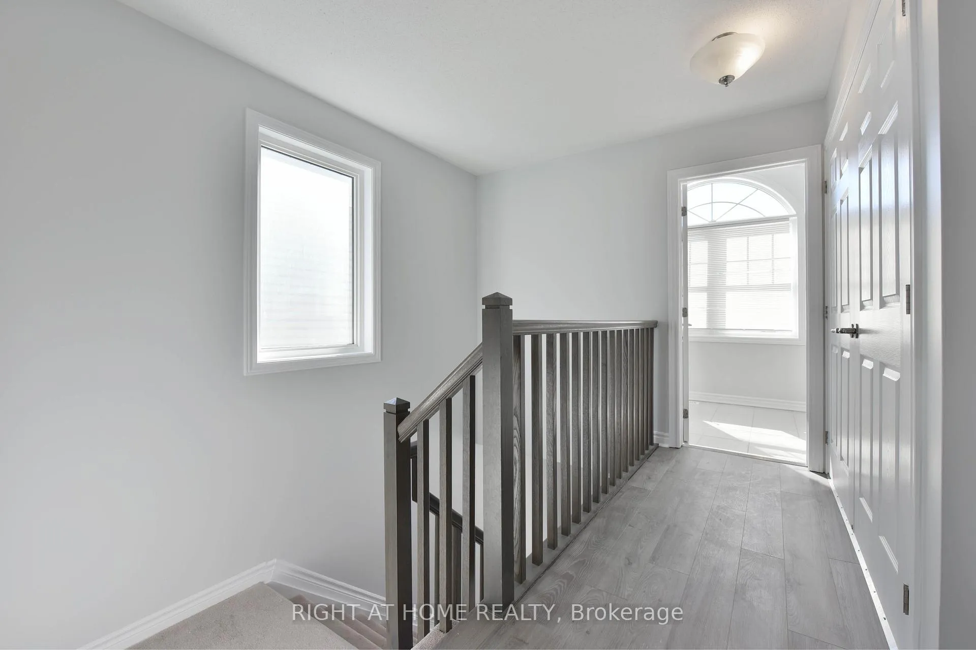 Photo 14 of 598 Malahat Way, Ottawa, Kanata - Emerald Meadows/Trailwest — HOMEH