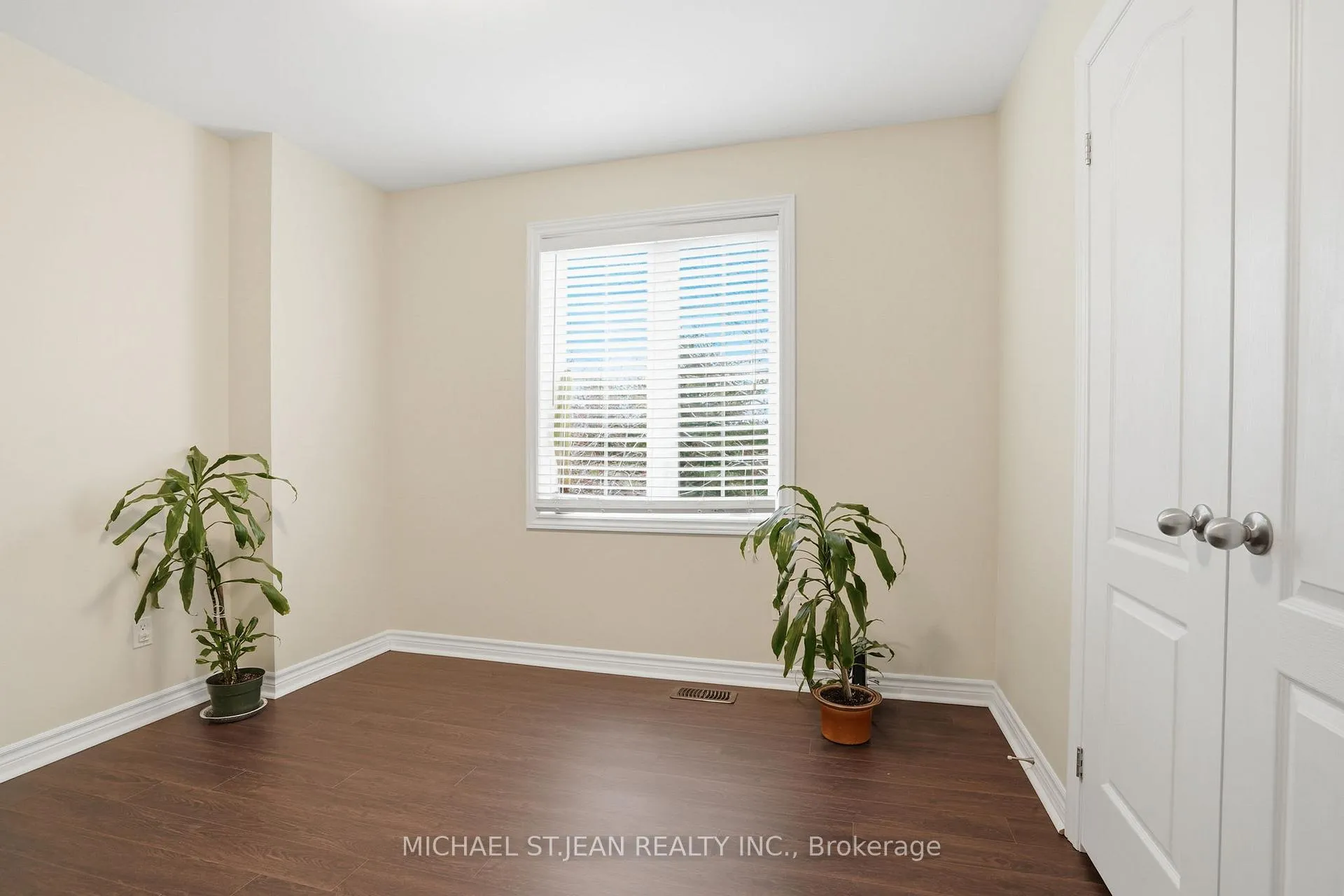 Photo 29 of 2358 Treversh Common, Burlington, Freeman — HOMEH