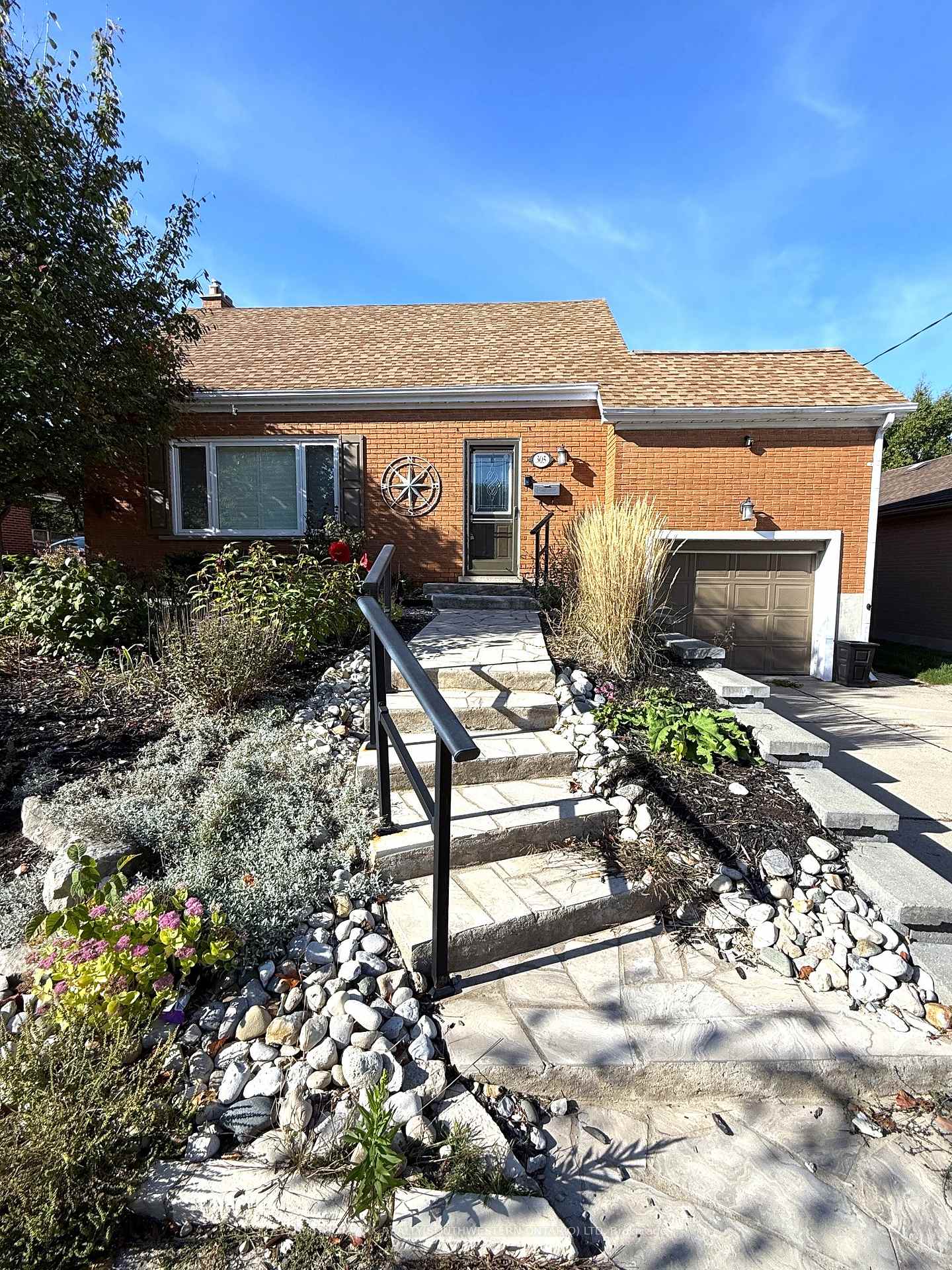 Photo 2 of 305 St Leger Street, Kitchener — HOMEH