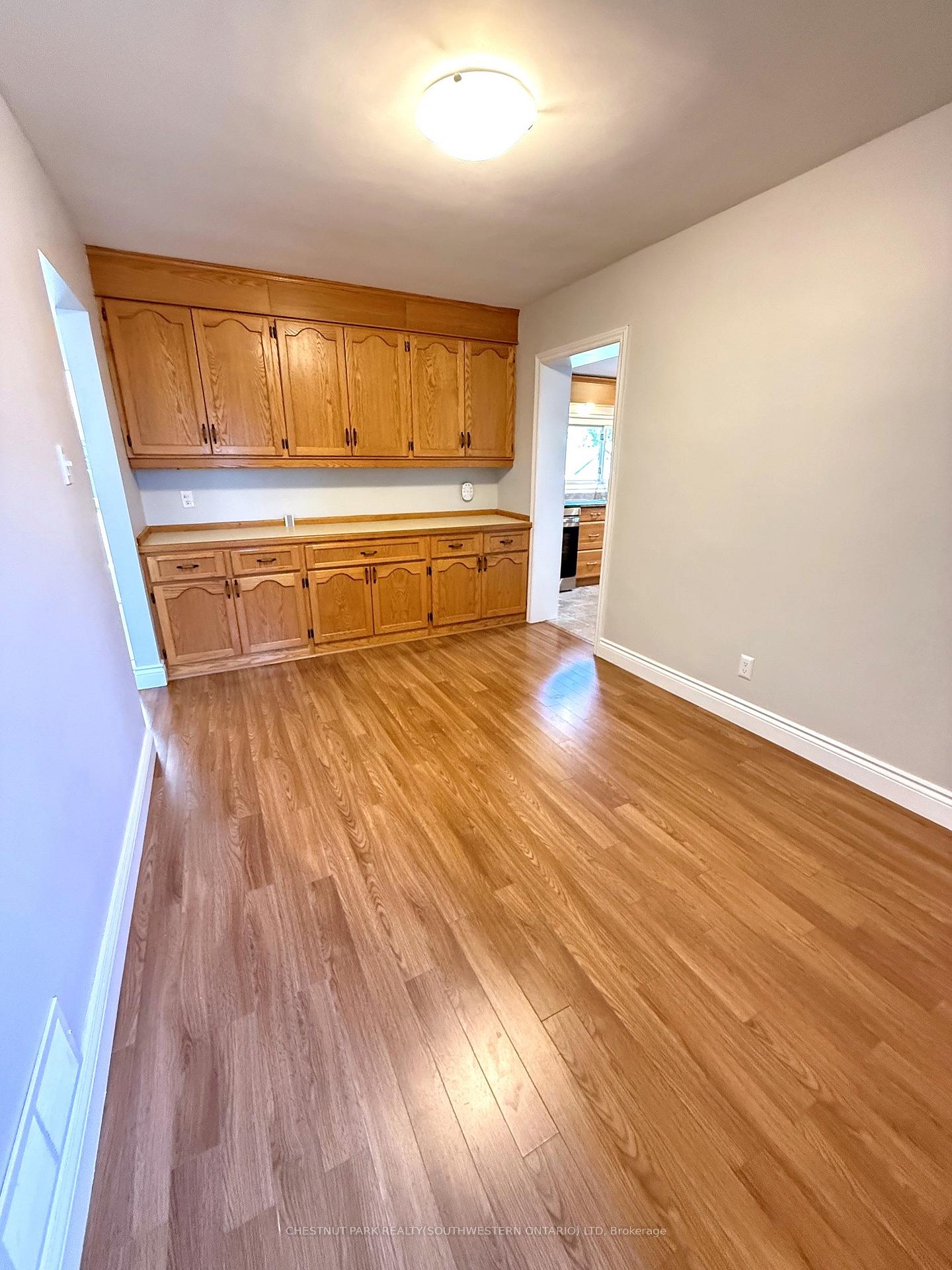 Photo 7 of 305 St Leger Street, Kitchener — HOMEH