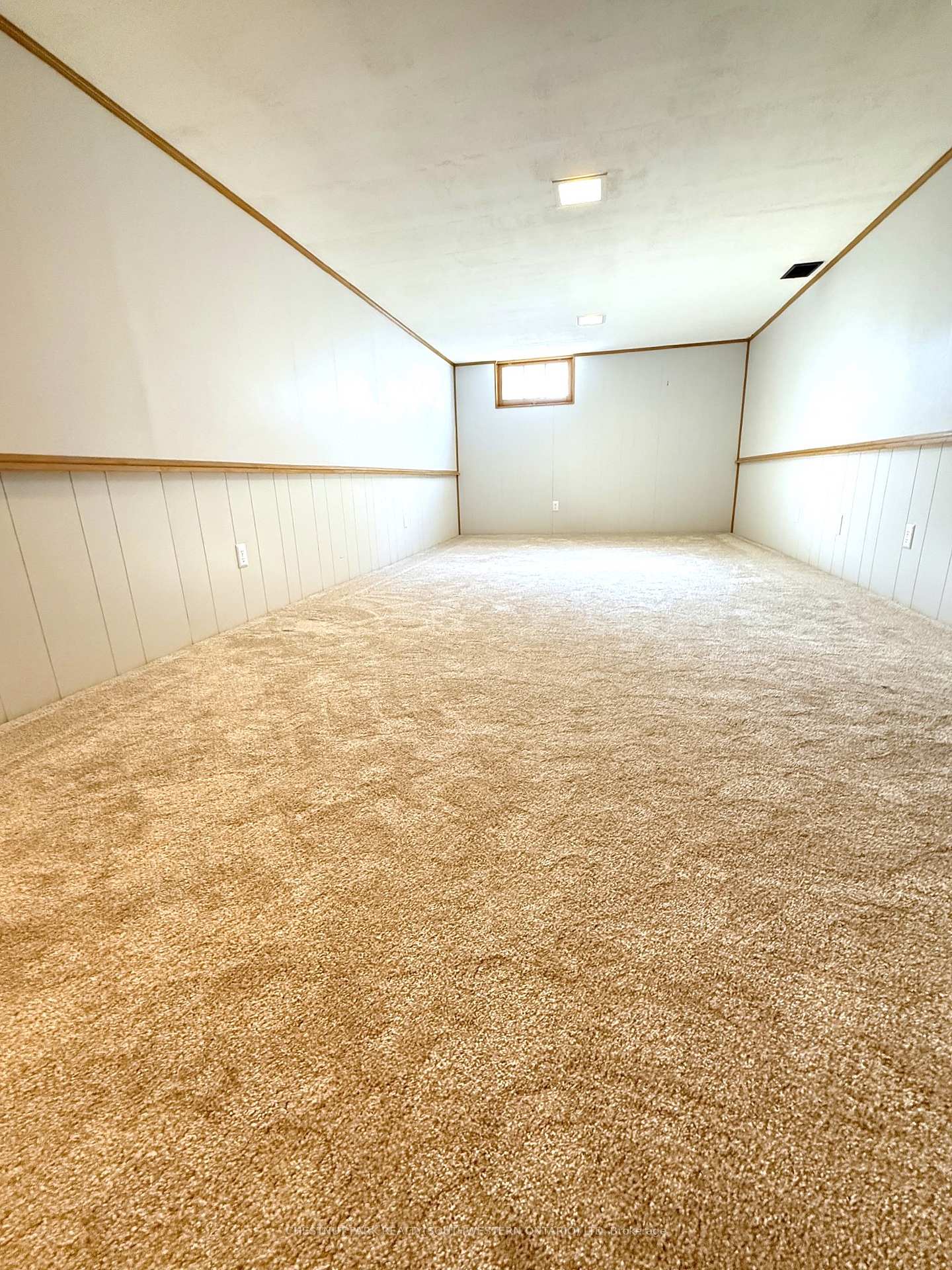 Photo 14 of 305 St Leger Street, Kitchener — HOMEH