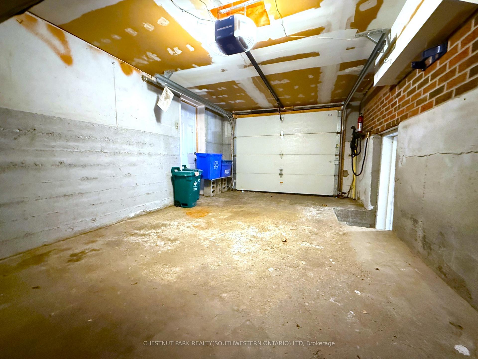 Photo 16 of 305 St Leger Street, Kitchener — HOMEH