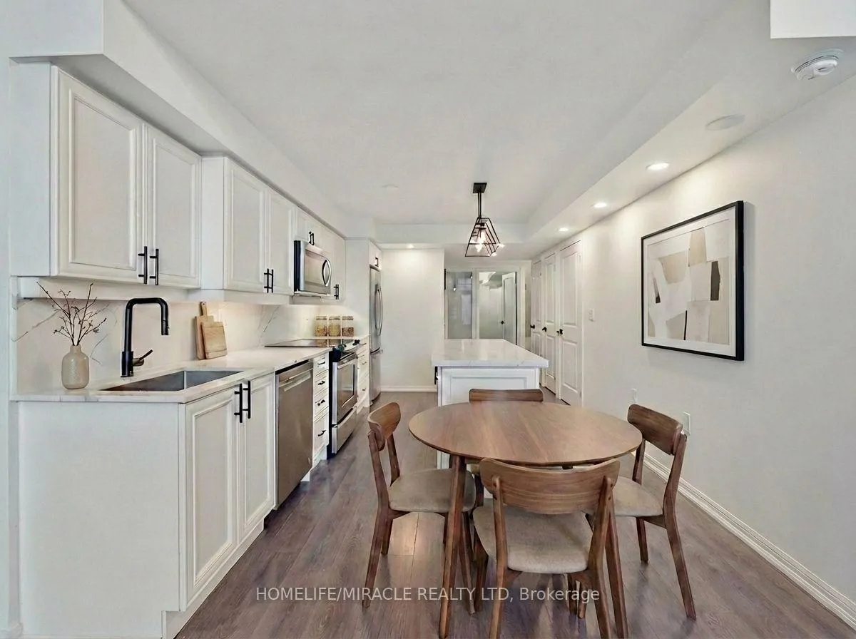 Photo 6 of Unit 103, 125 Western Battery Road, Toronto, Niagara — HOMEH