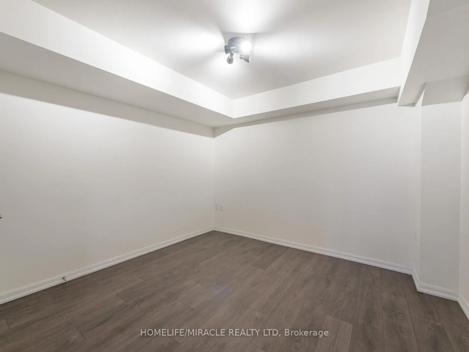 Photo 14 of Unit 103, 125 Western Battery Road, Toronto, Niagara — HOMEH