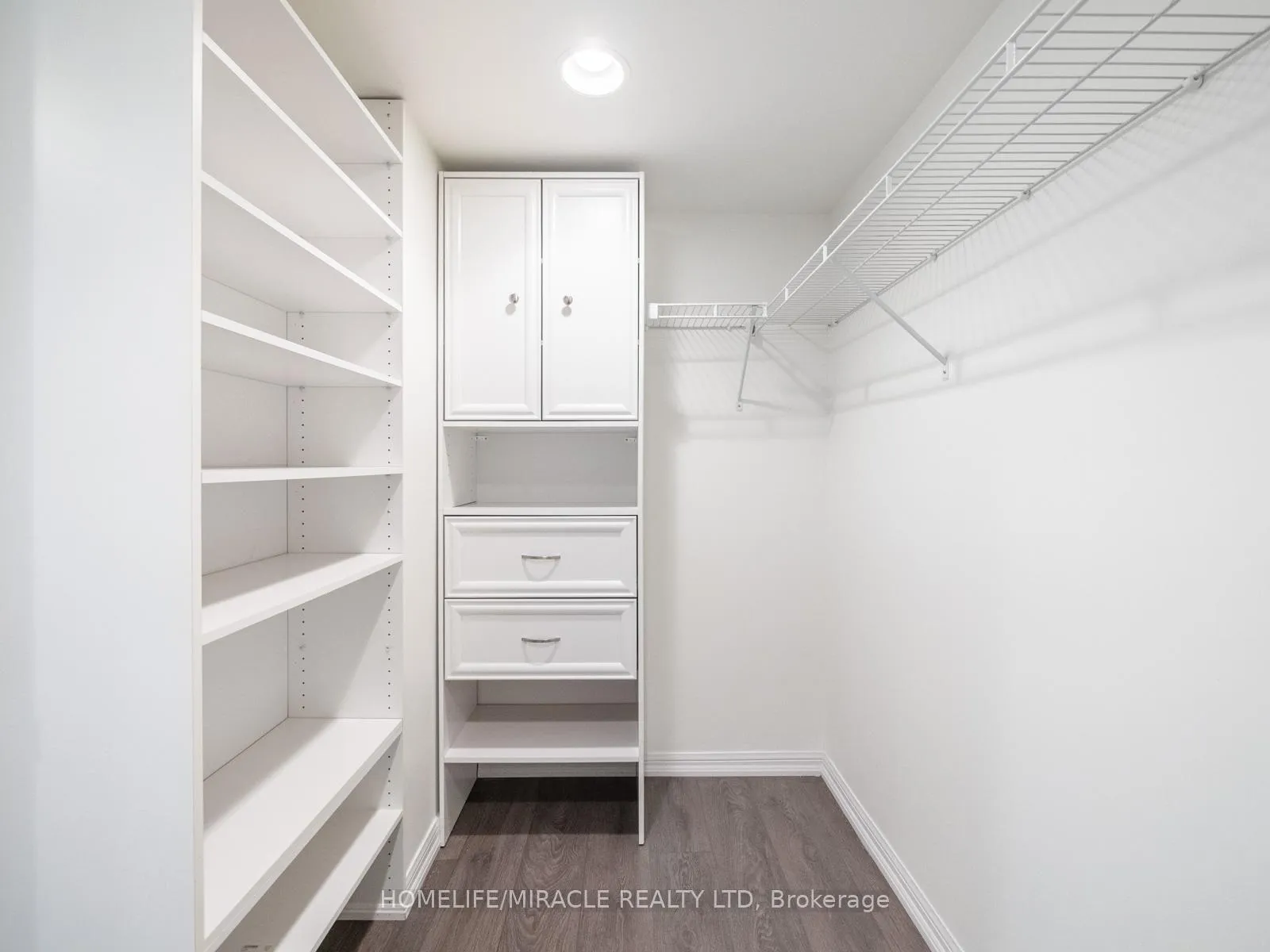 Photo 24 of Unit 103, 125 Western Battery Road, Toronto, Niagara — HOMEH