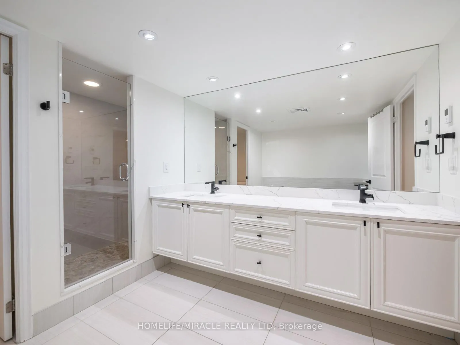 Photo 29 of Unit 103, 125 Western Battery Road, Toronto, Niagara — HOMEH