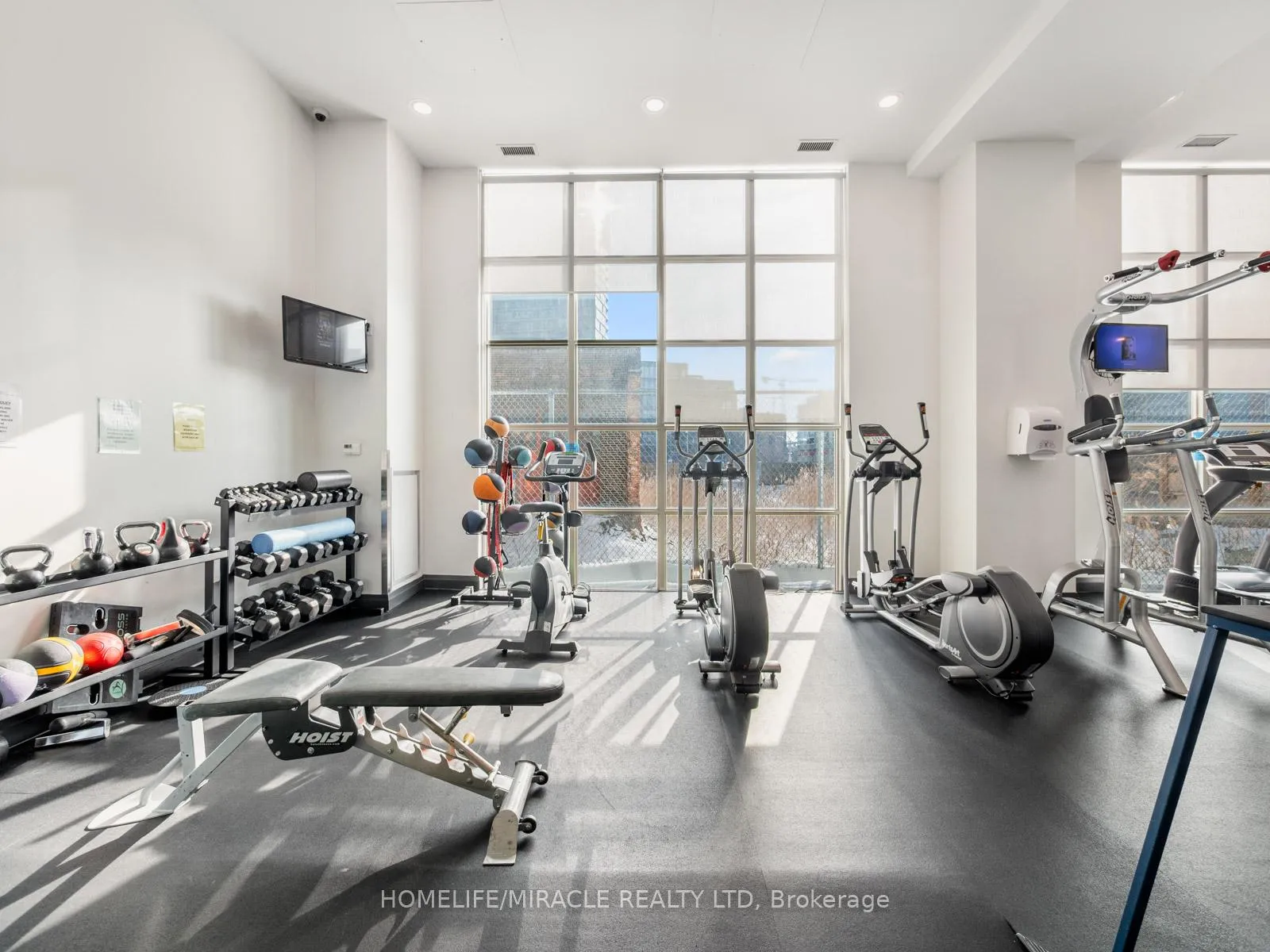 Photo 35 of Unit 103, 125 Western Battery Road, Toronto, Niagara — HOMEH