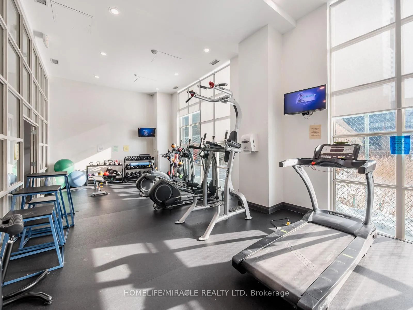 Photo 36 of Unit 103, 125 Western Battery Road, Toronto, Niagara — HOMEH
