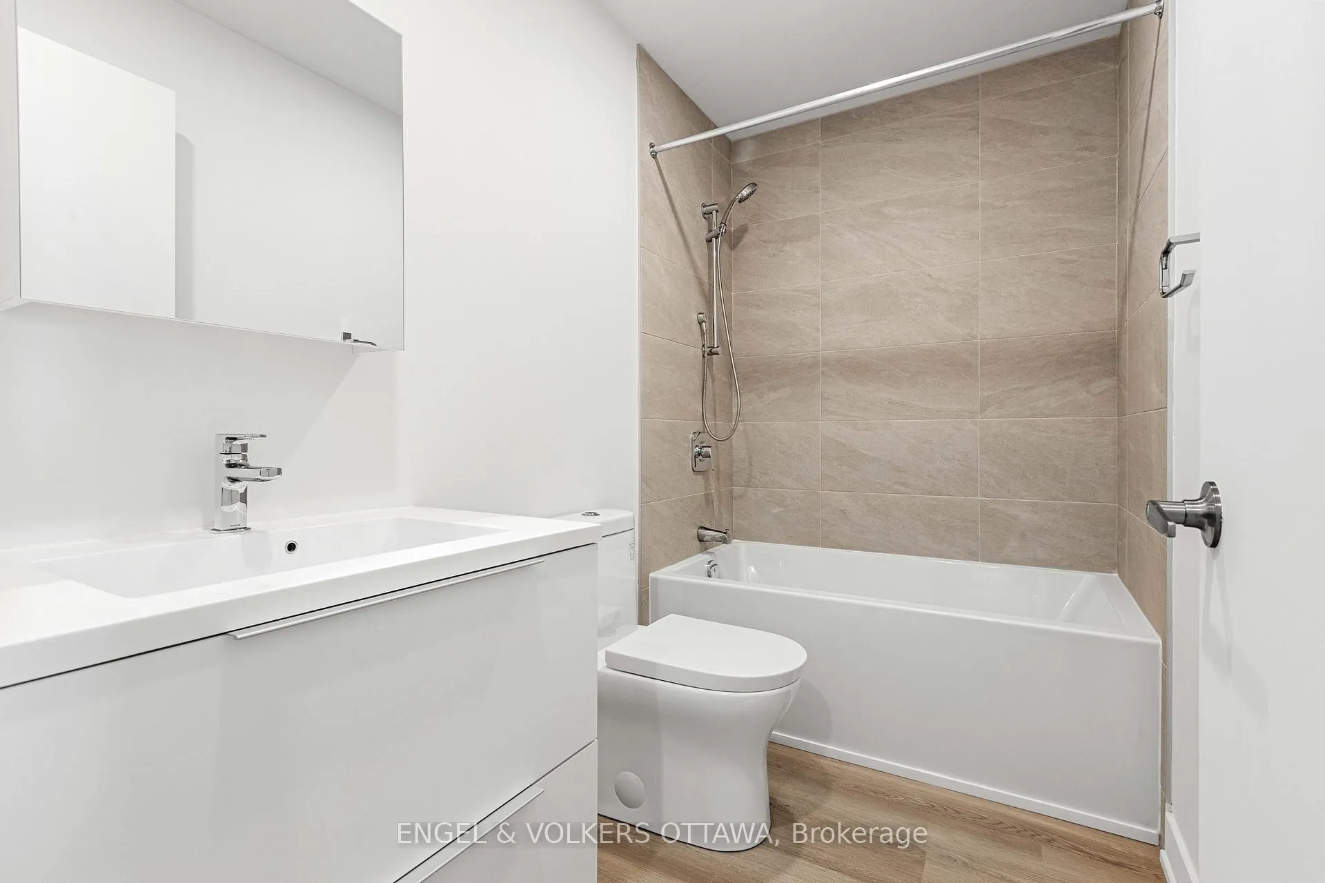 Photo 8 of Unit 1010, 1360 Carling Avenue, Ottawa, Carlington — HOMEH