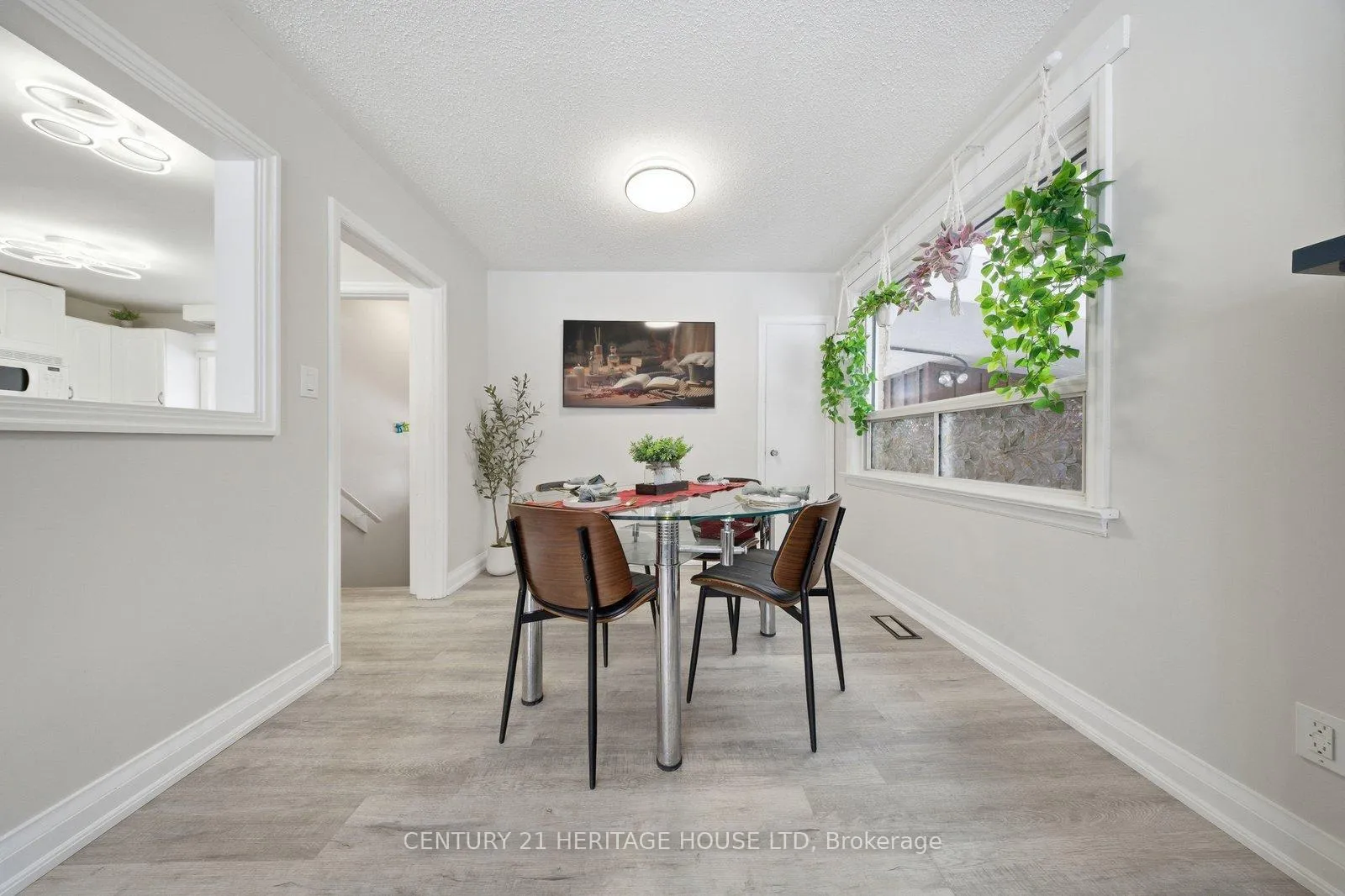 Photo 19 of 19 Hiram Road, Brant, Paris — HOMEH