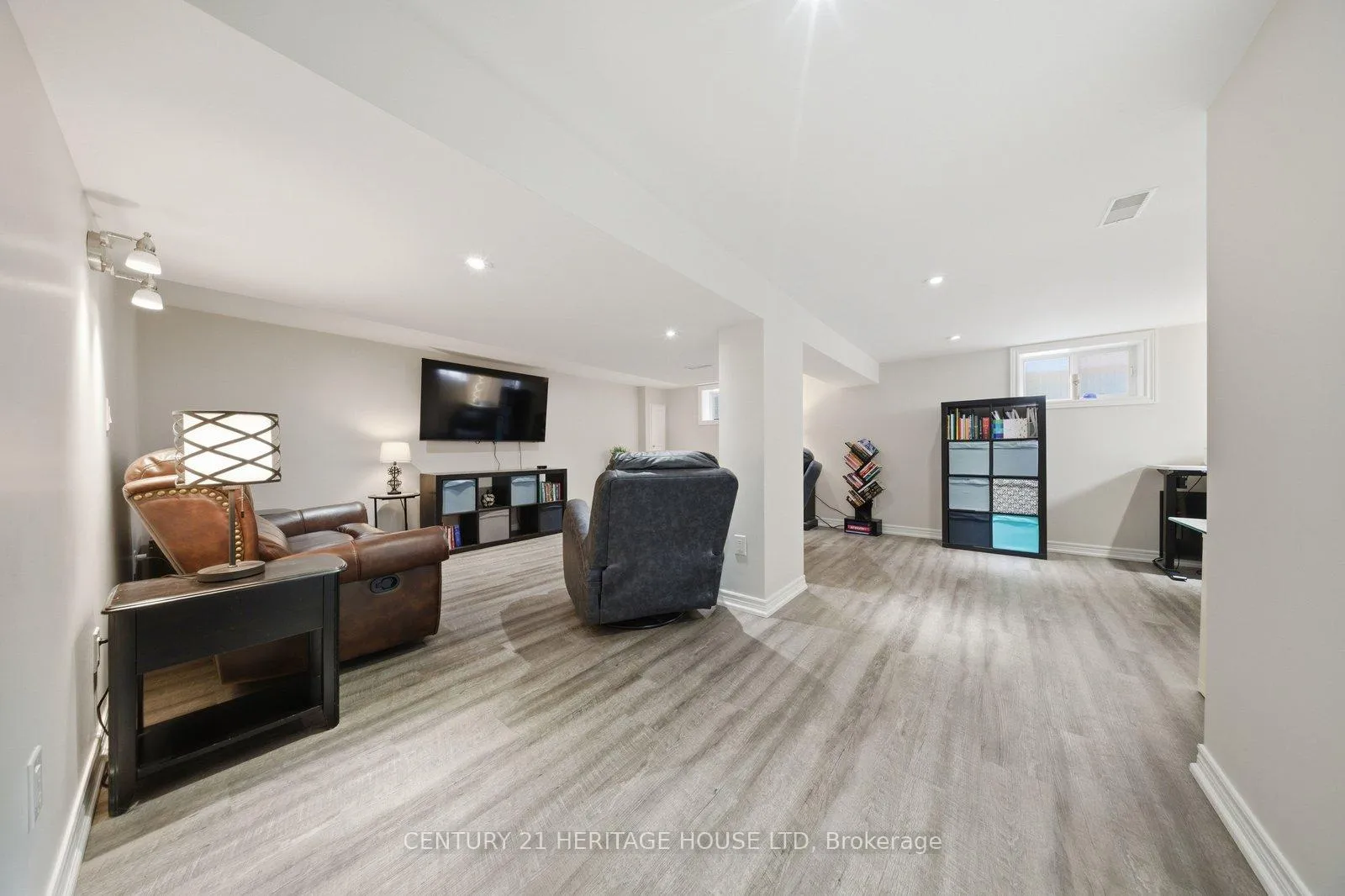 Photo 25 of 19 Hiram Road, Brant, Paris — HOMEH