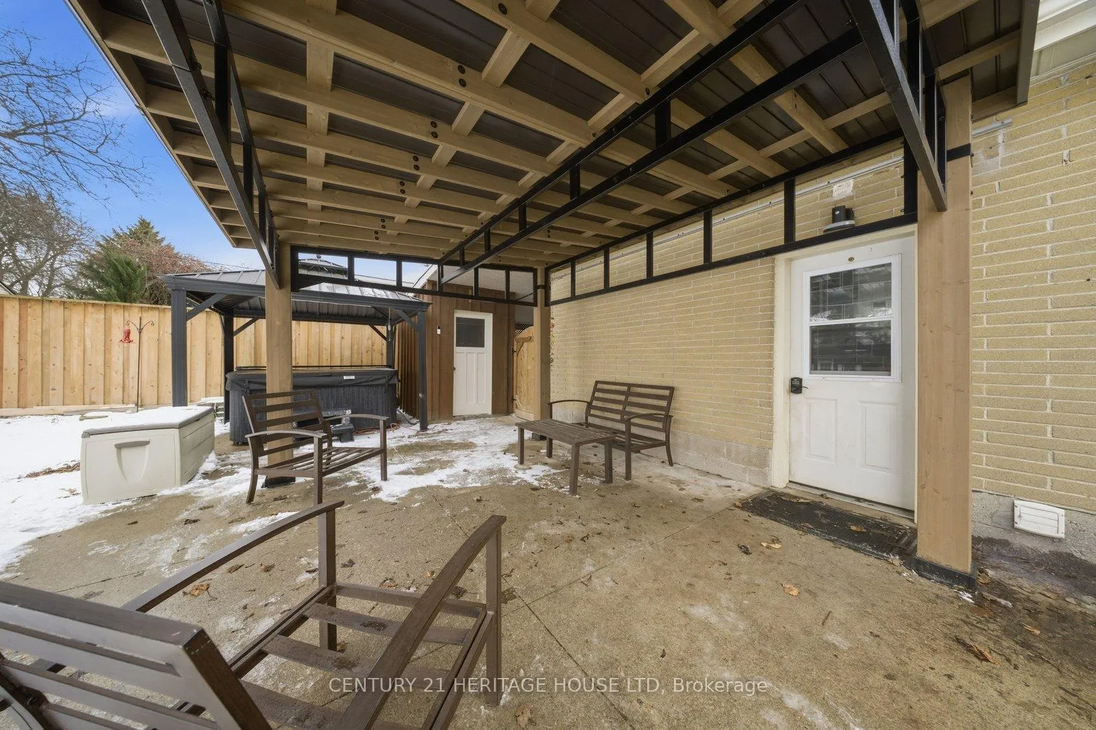 Photo 32 of 19 Hiram Road, Brant, Paris — HOMEH