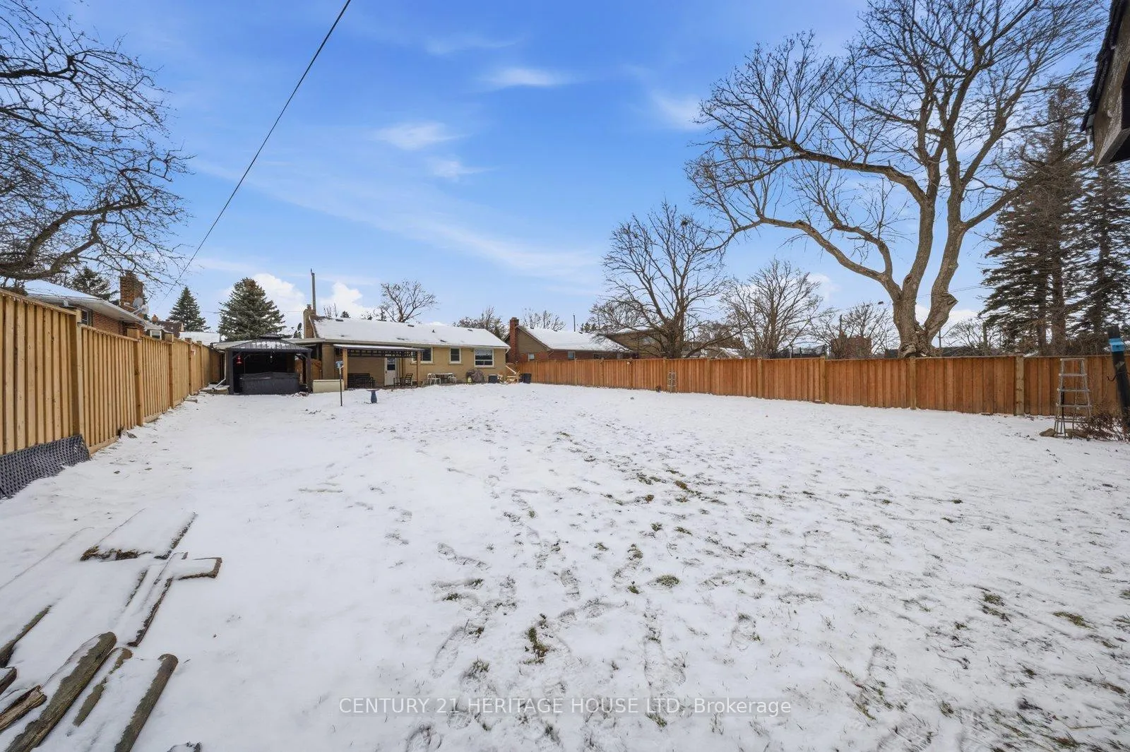 Photo 43 of 19 Hiram Road, Brant, Paris — HOMEH