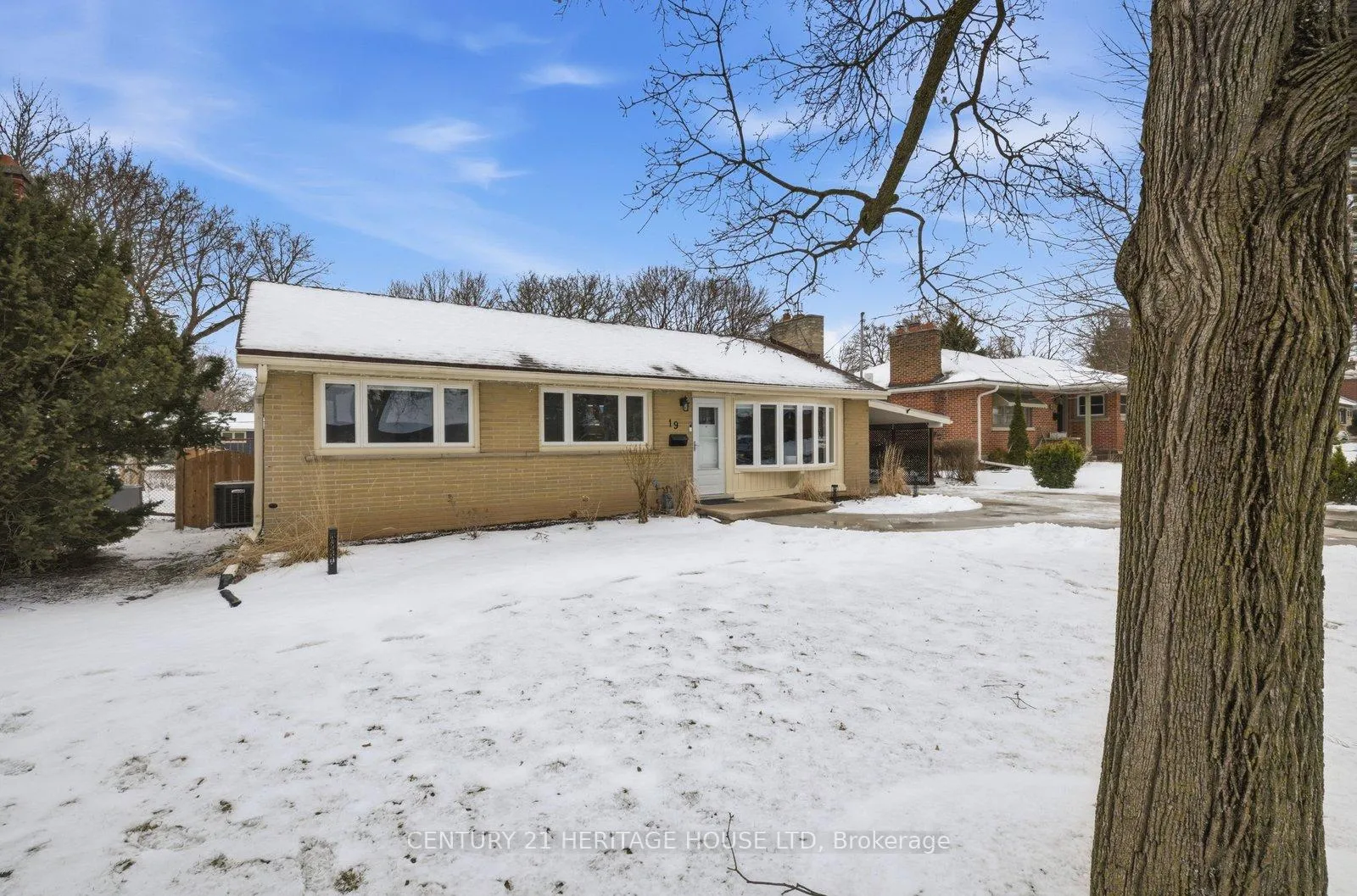 Photo 44 of 19 Hiram Road, Brant, Paris — HOMEH