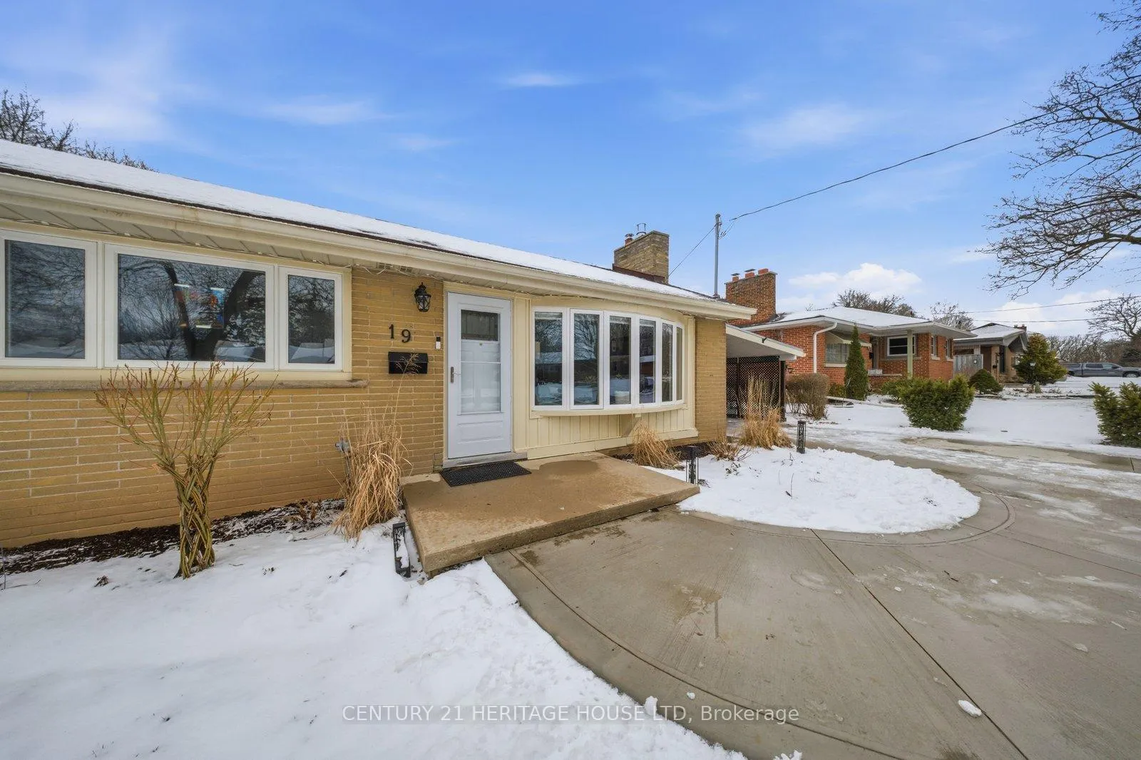 Photo 50 of 19 Hiram Road, Brant, Paris — HOMEH