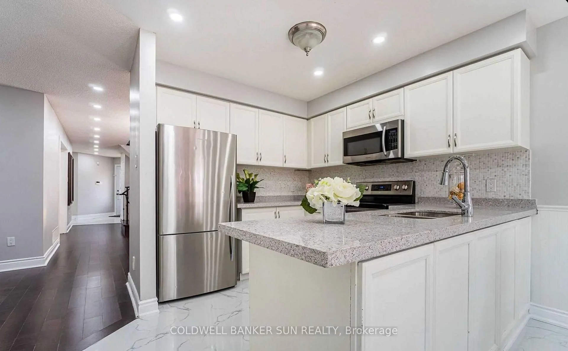 Photo 14 of 3 Cheviot Crescent, Brampton, Heart Lake East — HOMEH
