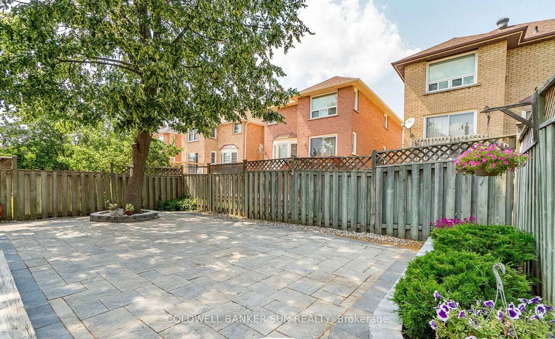 Photo 30 of 3 Cheviot Crescent, Brampton, Heart Lake East — HOMEH