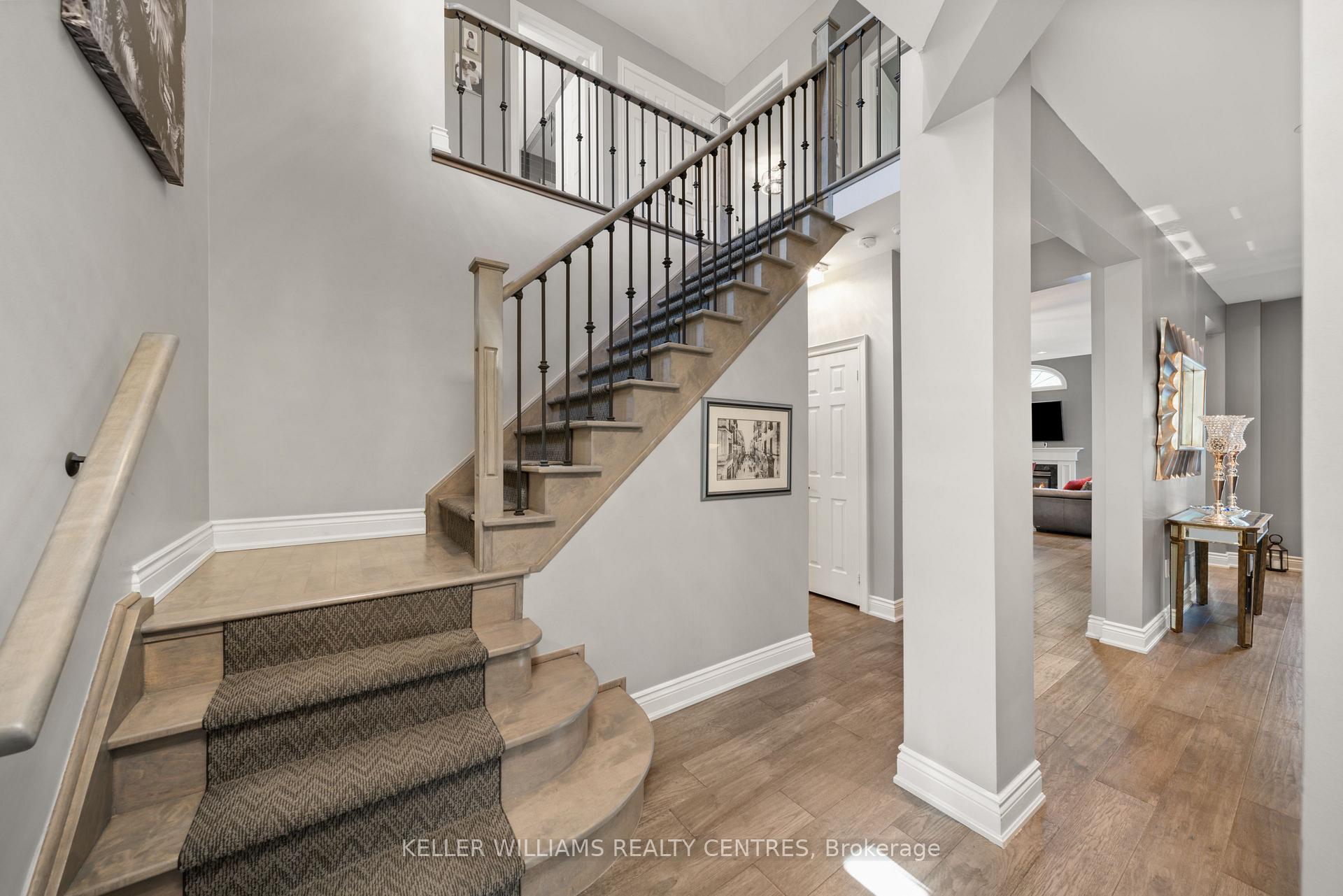 Photo 3 of 12 Quaker House Lane, King, Schomberg — HOMEH