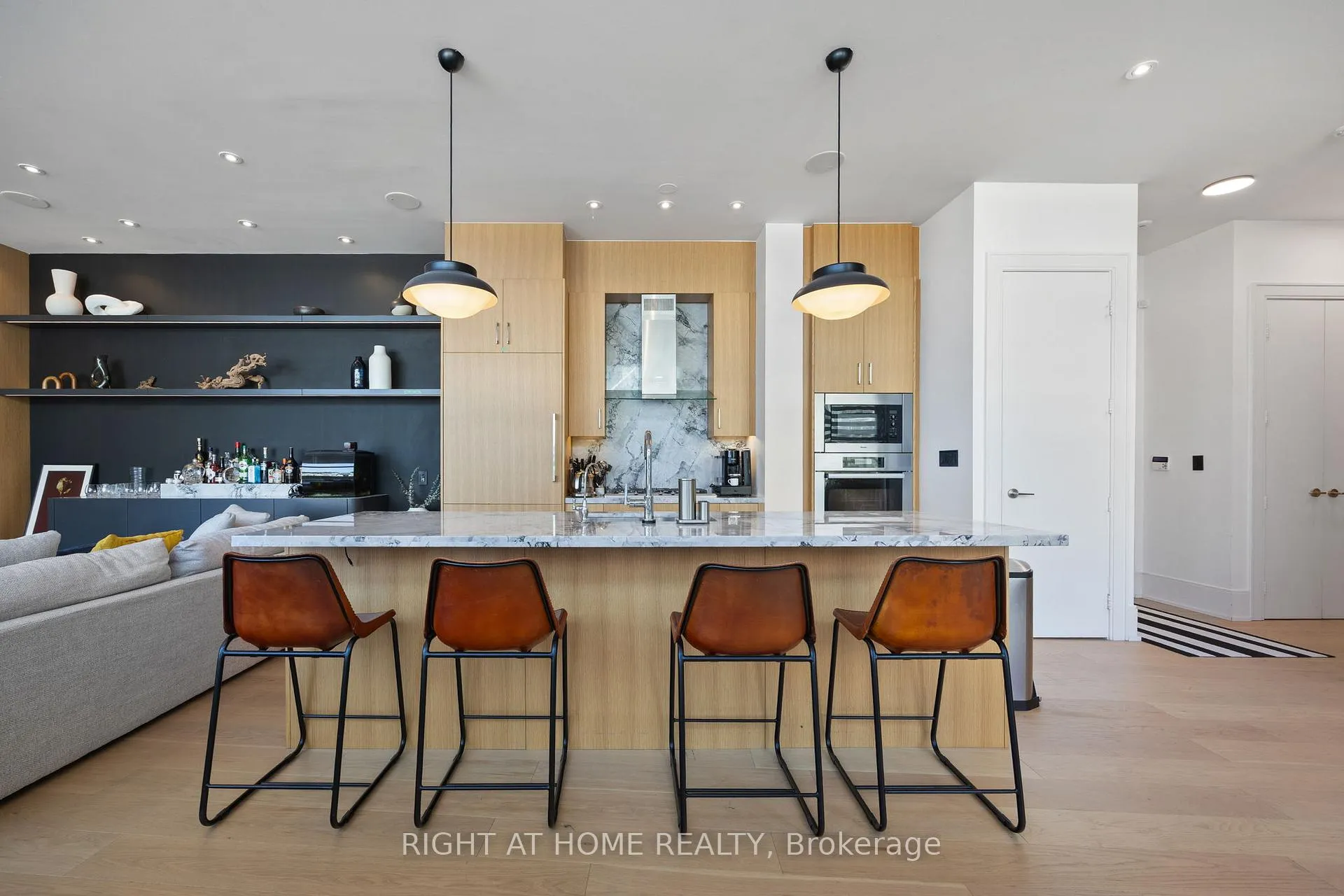 Photo 9 of Unit 1202, 39 Queens Quay E, Toronto, Waterfront Communities — HOMEH
