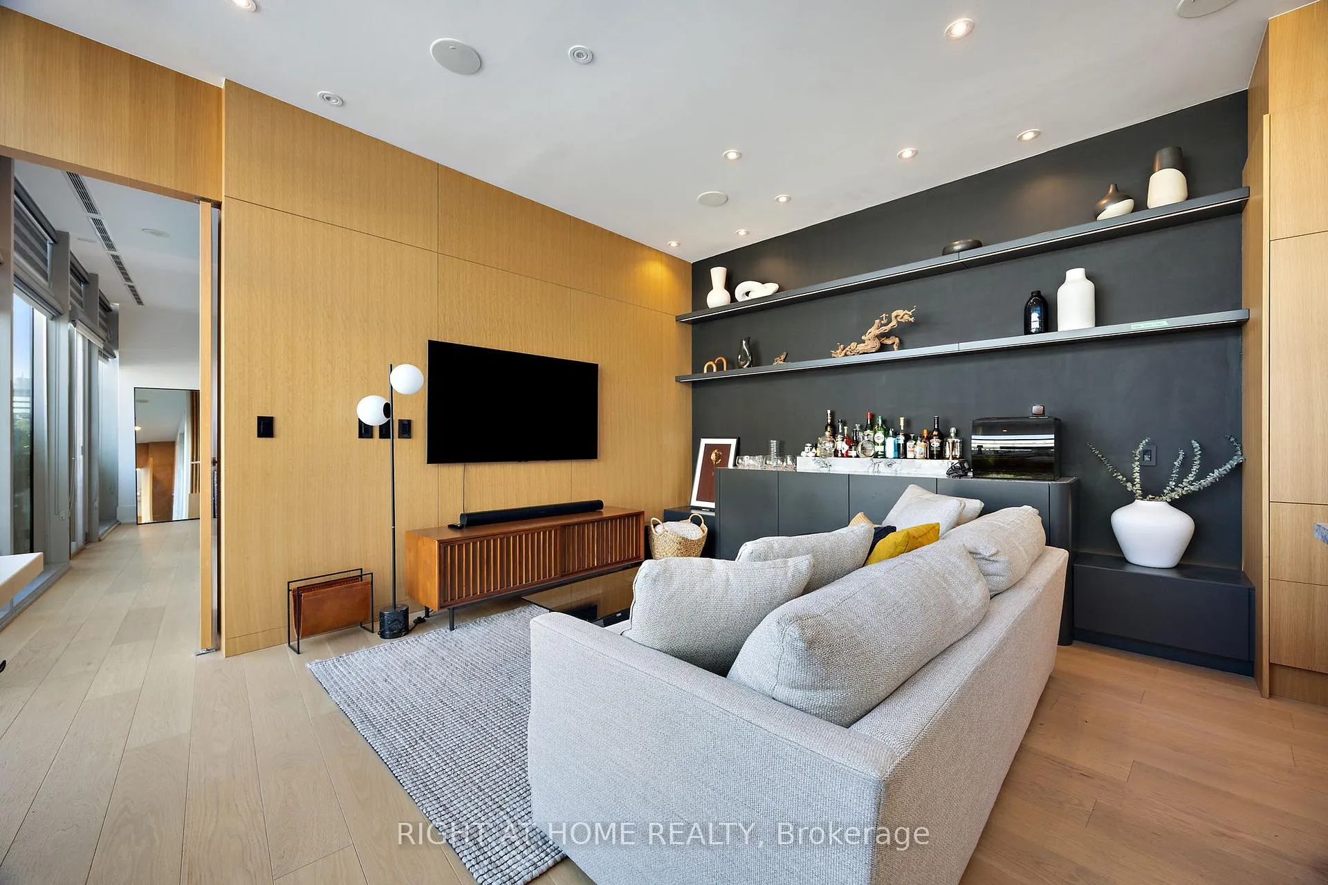Photo 10 of Unit 1202, 39 Queens Quay E, Toronto, Waterfront Communities — HOMEH