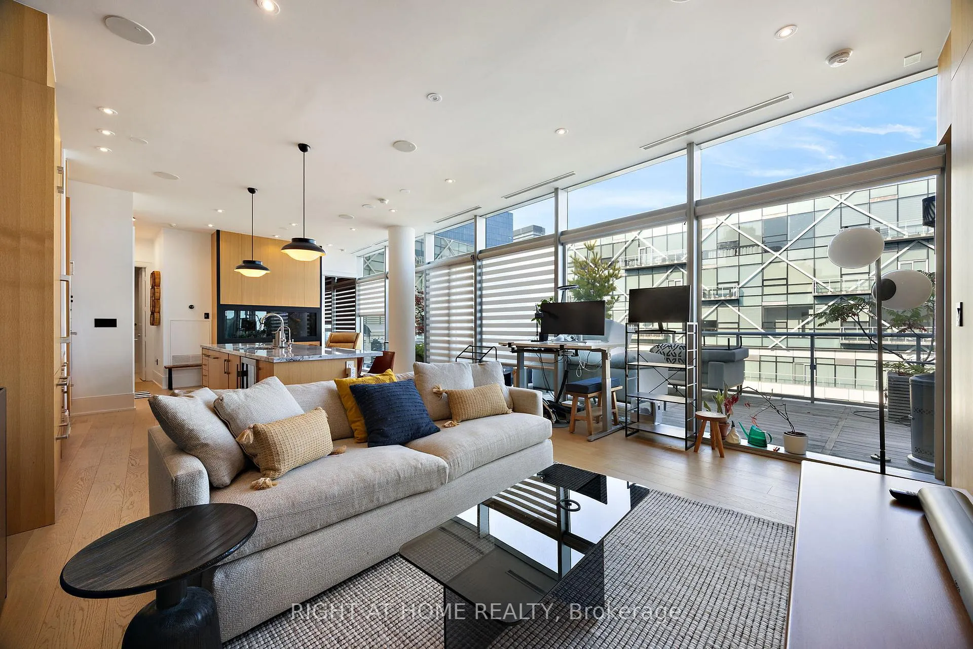 Photo 13 of Unit 1202, 39 Queens Quay E, Toronto, Waterfront Communities — HOMEH