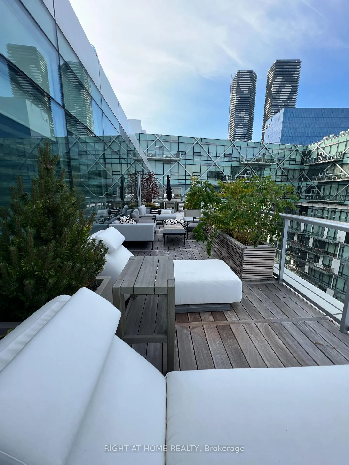 Photo 17 of Unit 1202, 39 Queens Quay E, Toronto, Waterfront Communities — HOMEH