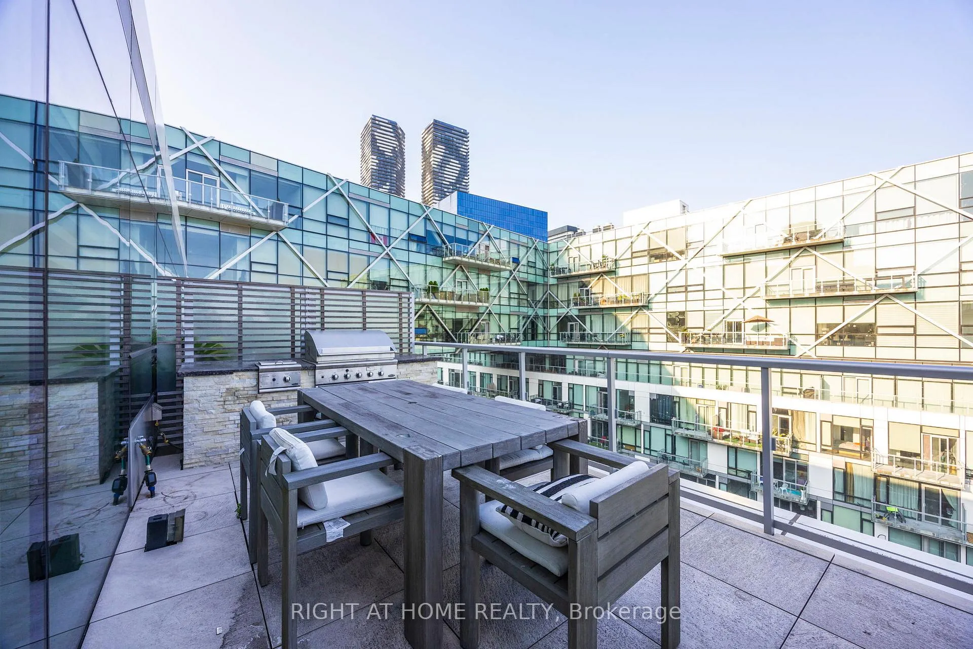 Photo 18 of Unit 1202, 39 Queens Quay E, Toronto, Waterfront Communities — HOMEH