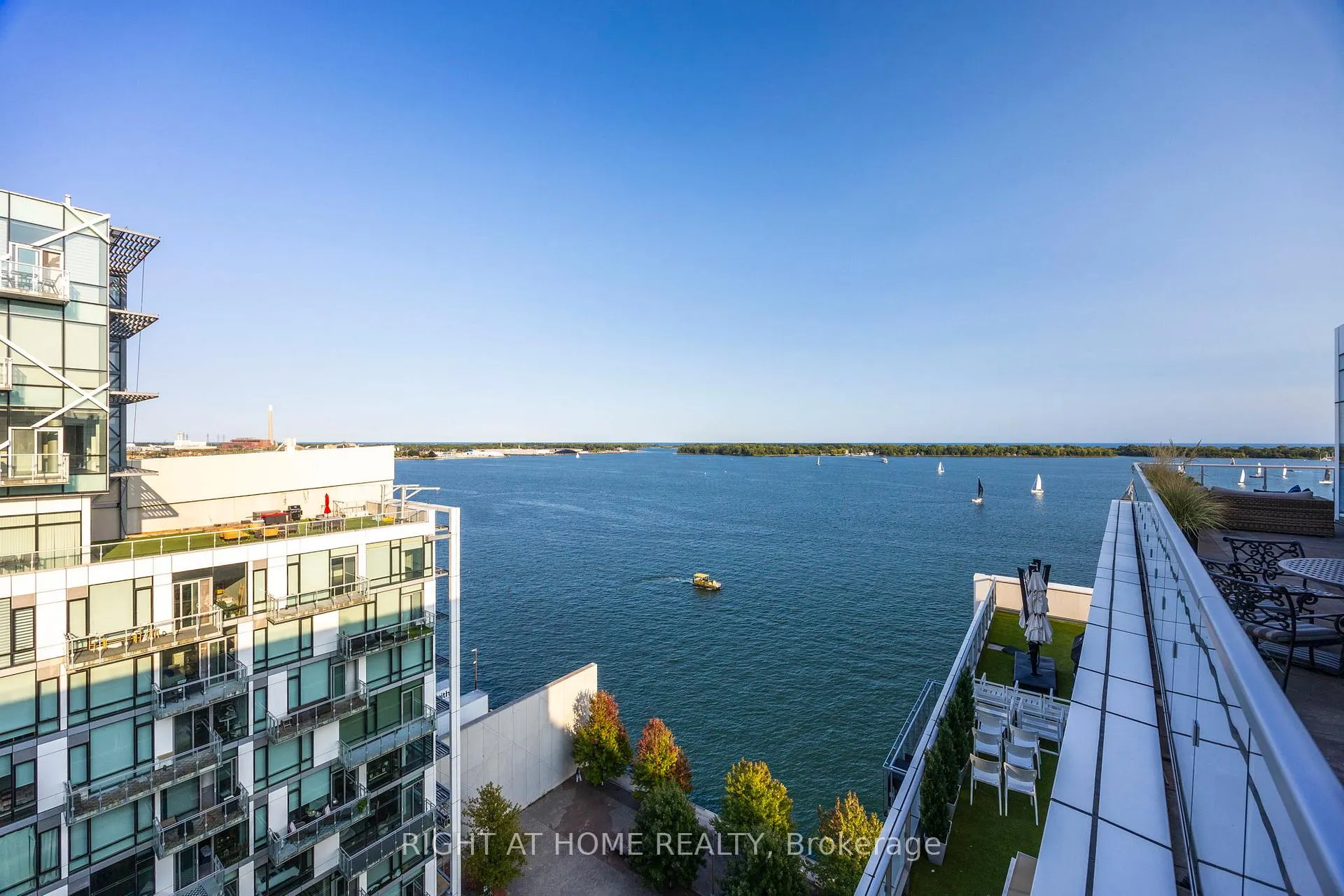 Photo 19 of Unit 1202, 39 Queens Quay E, Toronto, Waterfront Communities — HOMEH