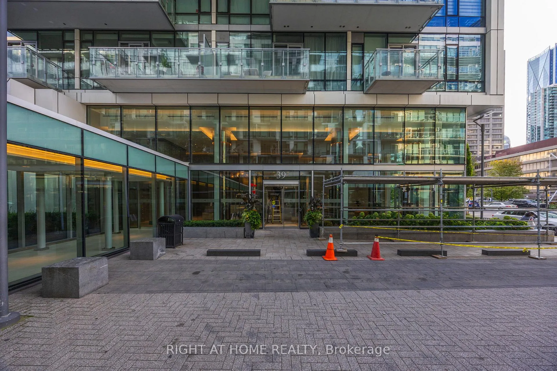 Photo 23 of Unit 1202, 39 Queens Quay E, Toronto, Waterfront Communities — HOMEH