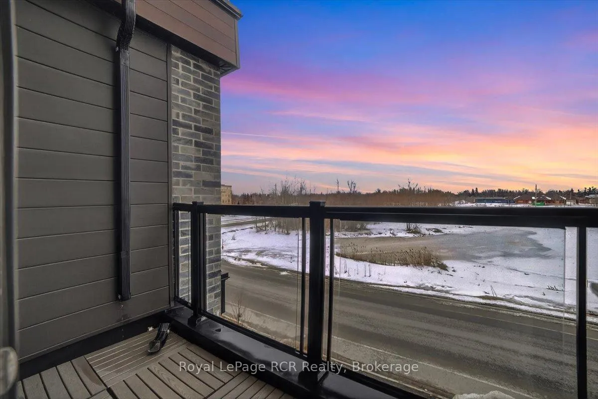 Photo 16 of 154 Elgin Street, Orillia — HOMEH