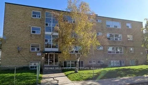 Photo 4 of Unit 102, 1 Bansley Avenue, Toronto, Oakwood Village — HOMEH