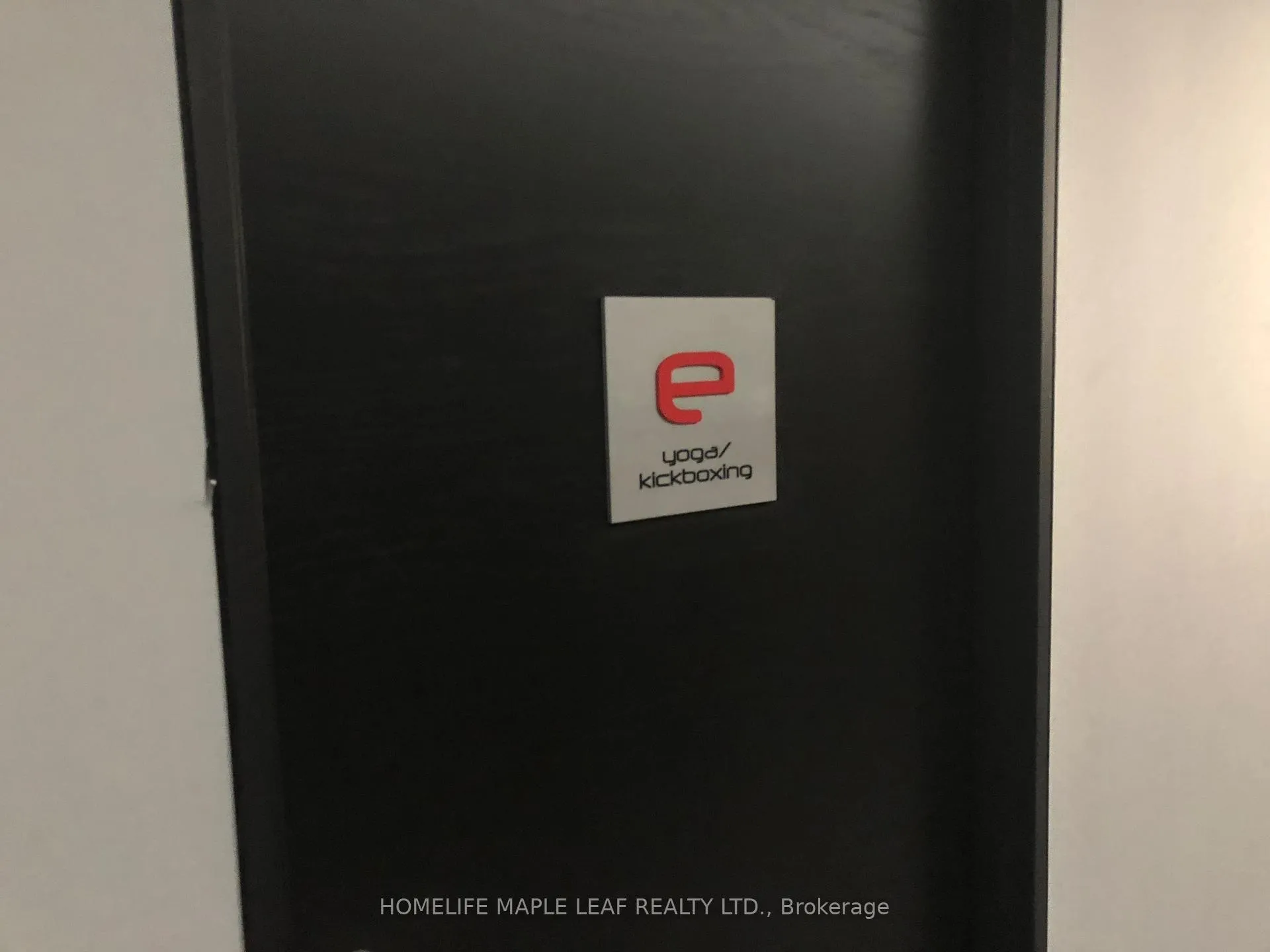 Photo 11 of Unit 1506, 8 Eglinton Avenue E, Toronto, Mount Pleasant West — HOMEH