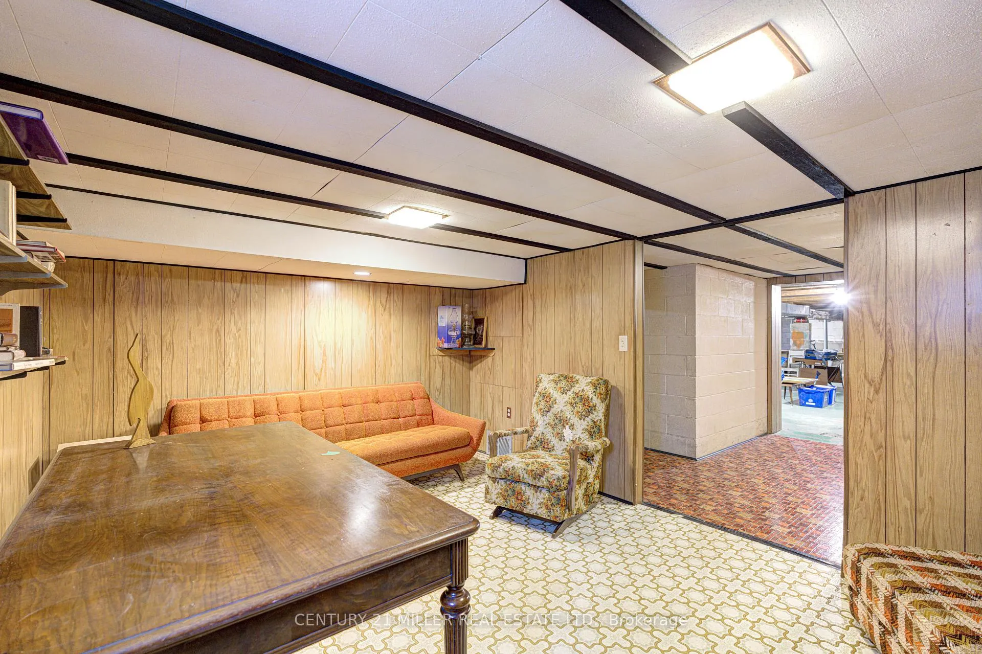 Photo 29 of 21 Dixon Road, Etobicoke, Humber Heights — HOMEH