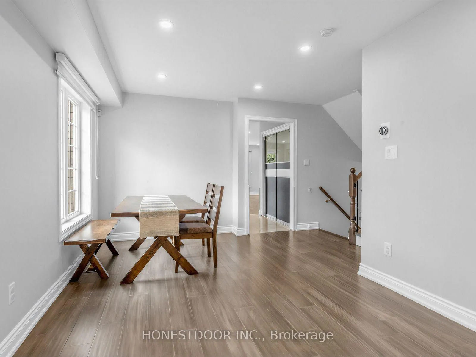 Photo 6 of 76 Peshawar Avenue, Markham, Village Green-South Unionville — HOMEH