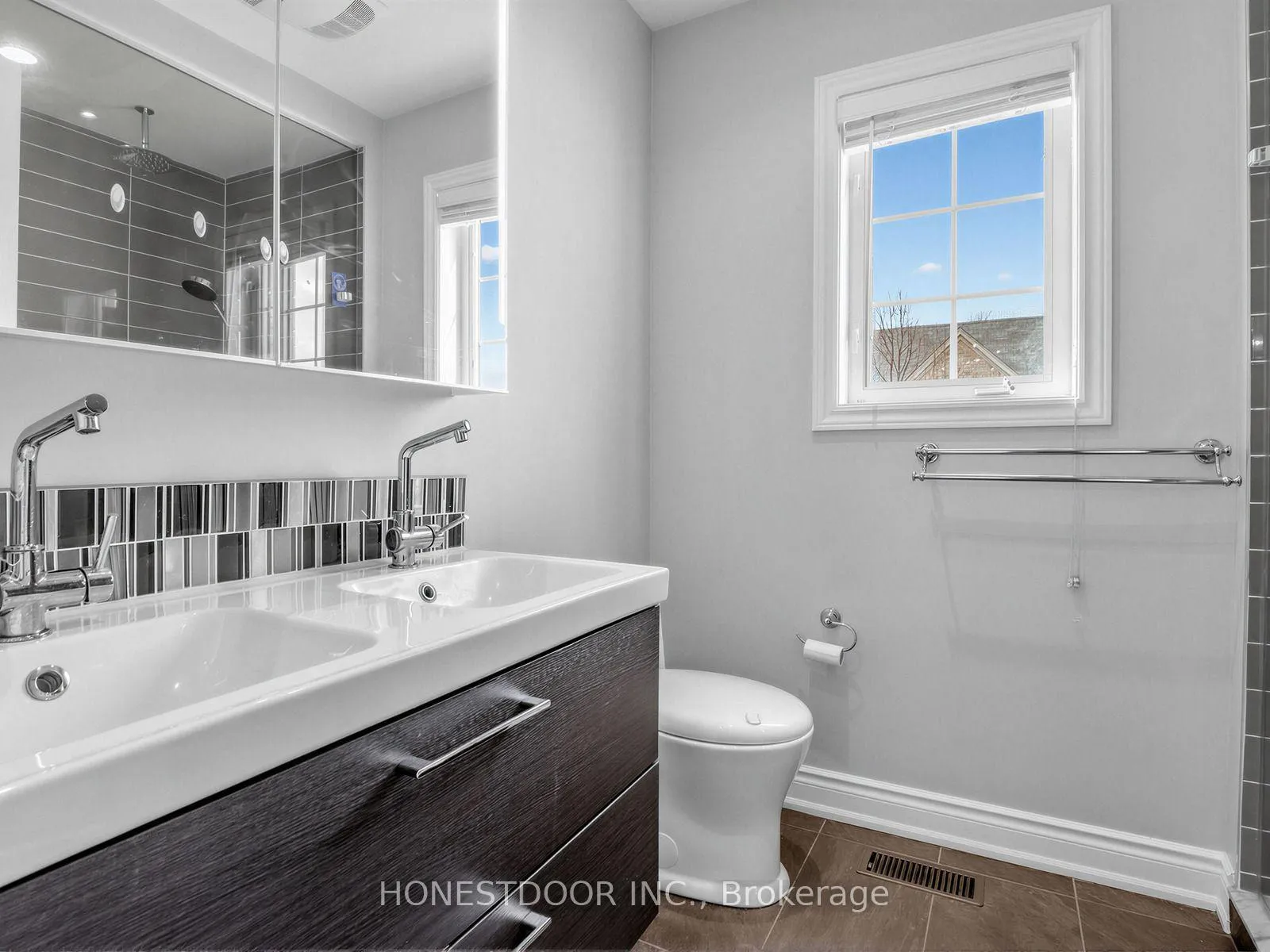 Photo 14 of 76 Peshawar Avenue, Markham, Village Green-South Unionville — HOMEH