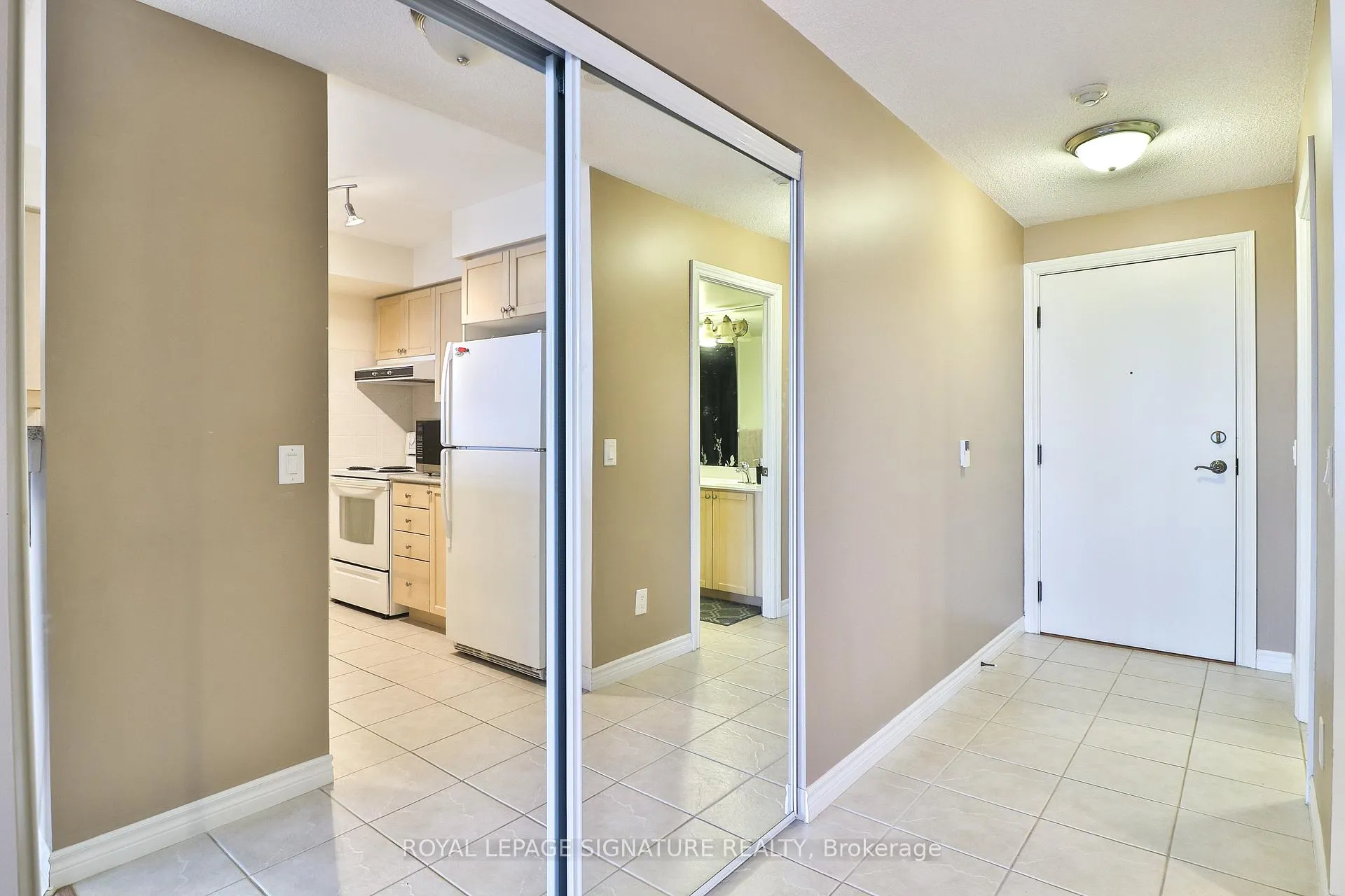 Photo 11 of Unit 2021, 700 Humberwood Boulevard, Etobicoke, West Humber-Clairville — HOMEH