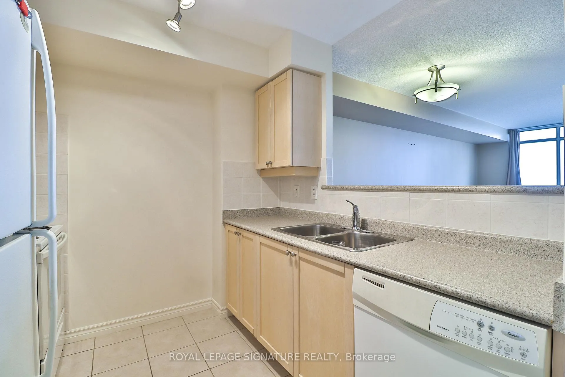Photo 20 of Unit 2021, 700 Humberwood Boulevard, Etobicoke, West Humber-Clairville — HOMEH