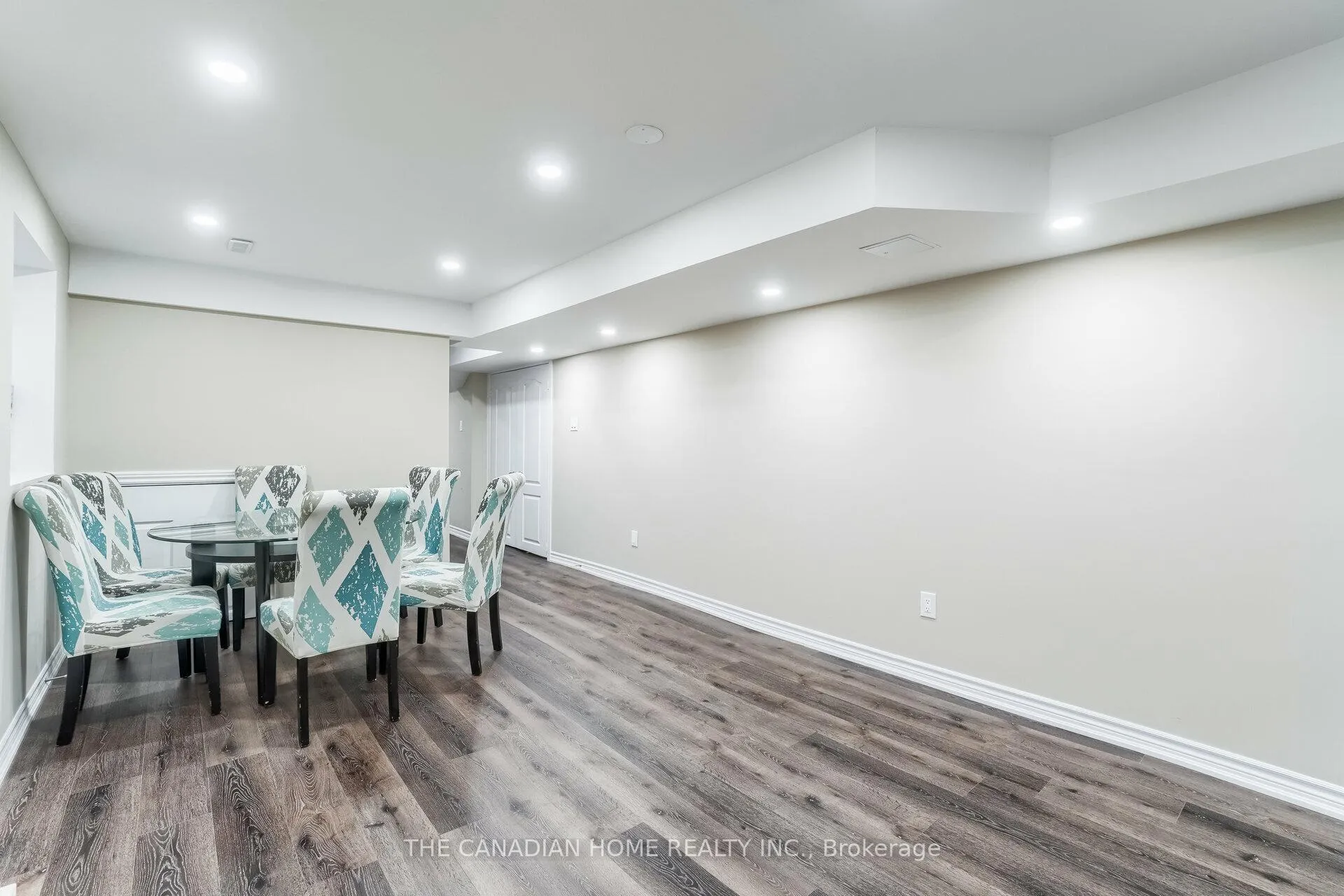 Photo 7 of Unit (Bsmnt), 92 Maddybeth Crescent, Brampton, Brampton West — HOMEH