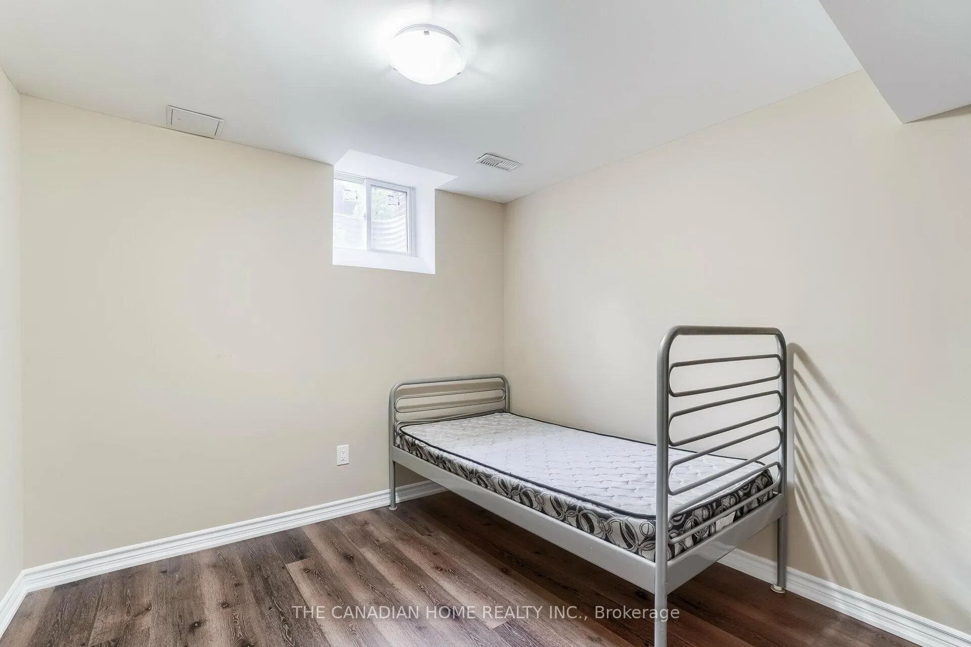 Photo 17 of Unit (Bsmnt), 92 Maddybeth Crescent, Brampton, Brampton West — HOMEH