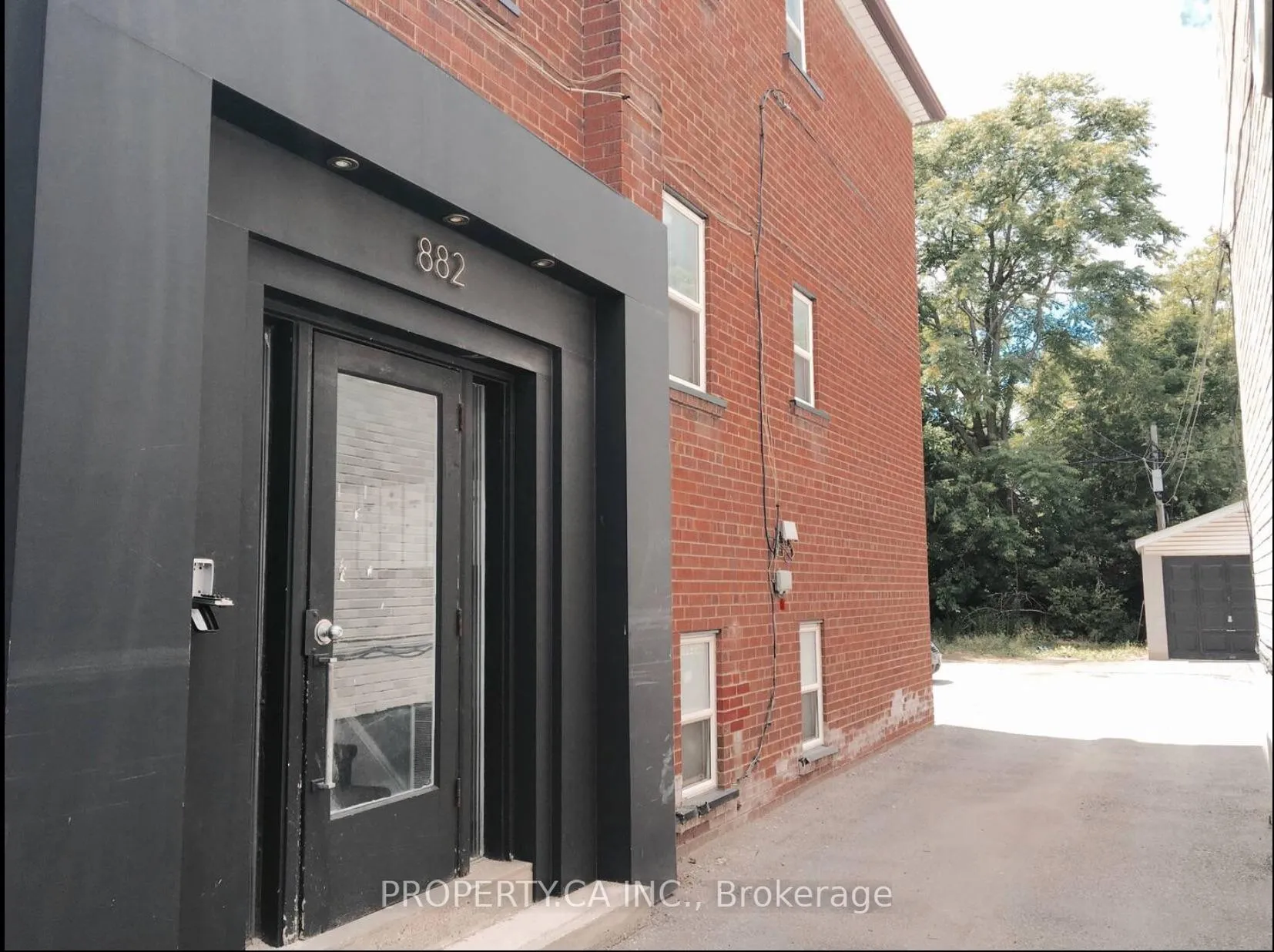 Photo 2 of 882 Broadview Avenue, Toronto, Playter Estates-Danforth — HOMEH