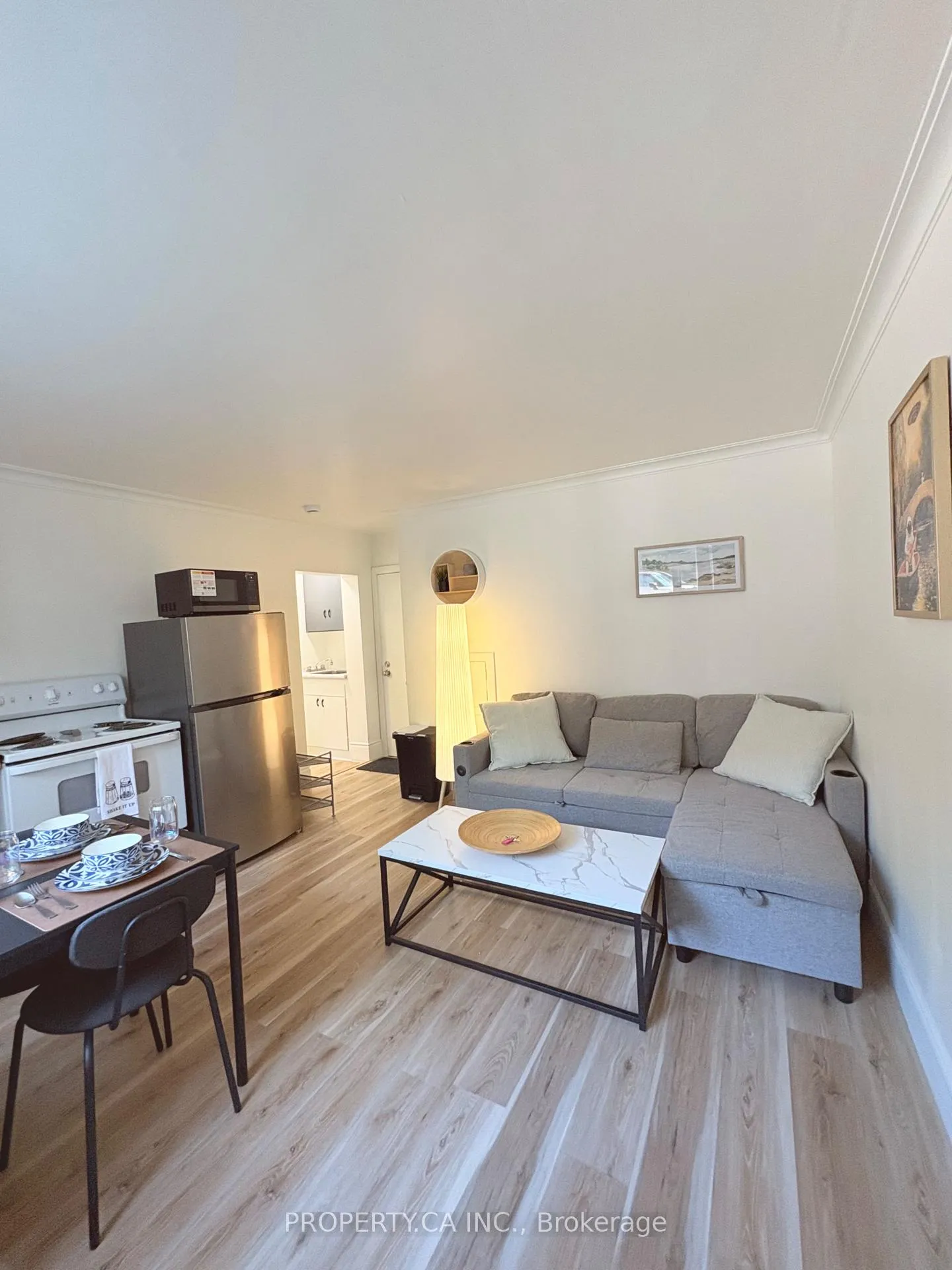 Photo 12 of 882 Broadview Avenue, Toronto, Playter Estates-Danforth — HOMEH
