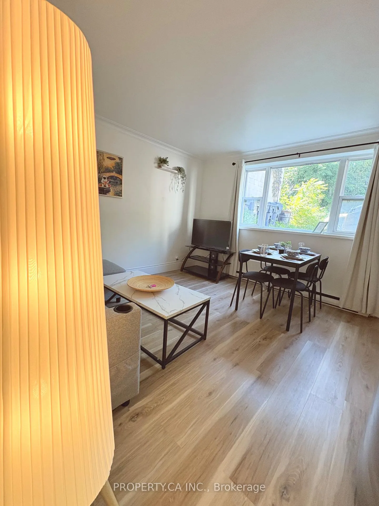 Photo 13 of 882 Broadview Avenue, Toronto, Playter Estates-Danforth — HOMEH