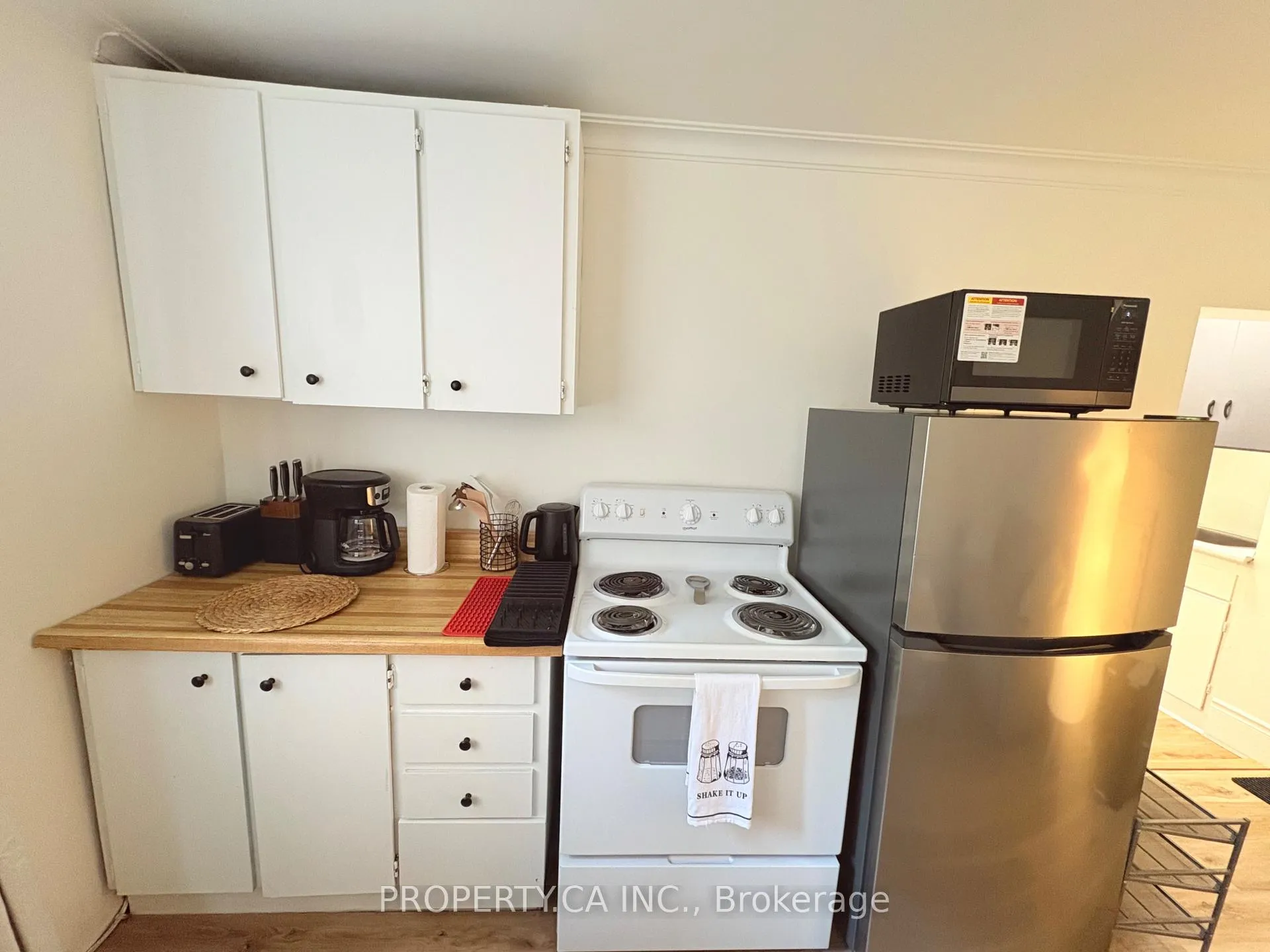 Photo 16 of 882 Broadview Avenue, Toronto, Playter Estates-Danforth — HOMEH