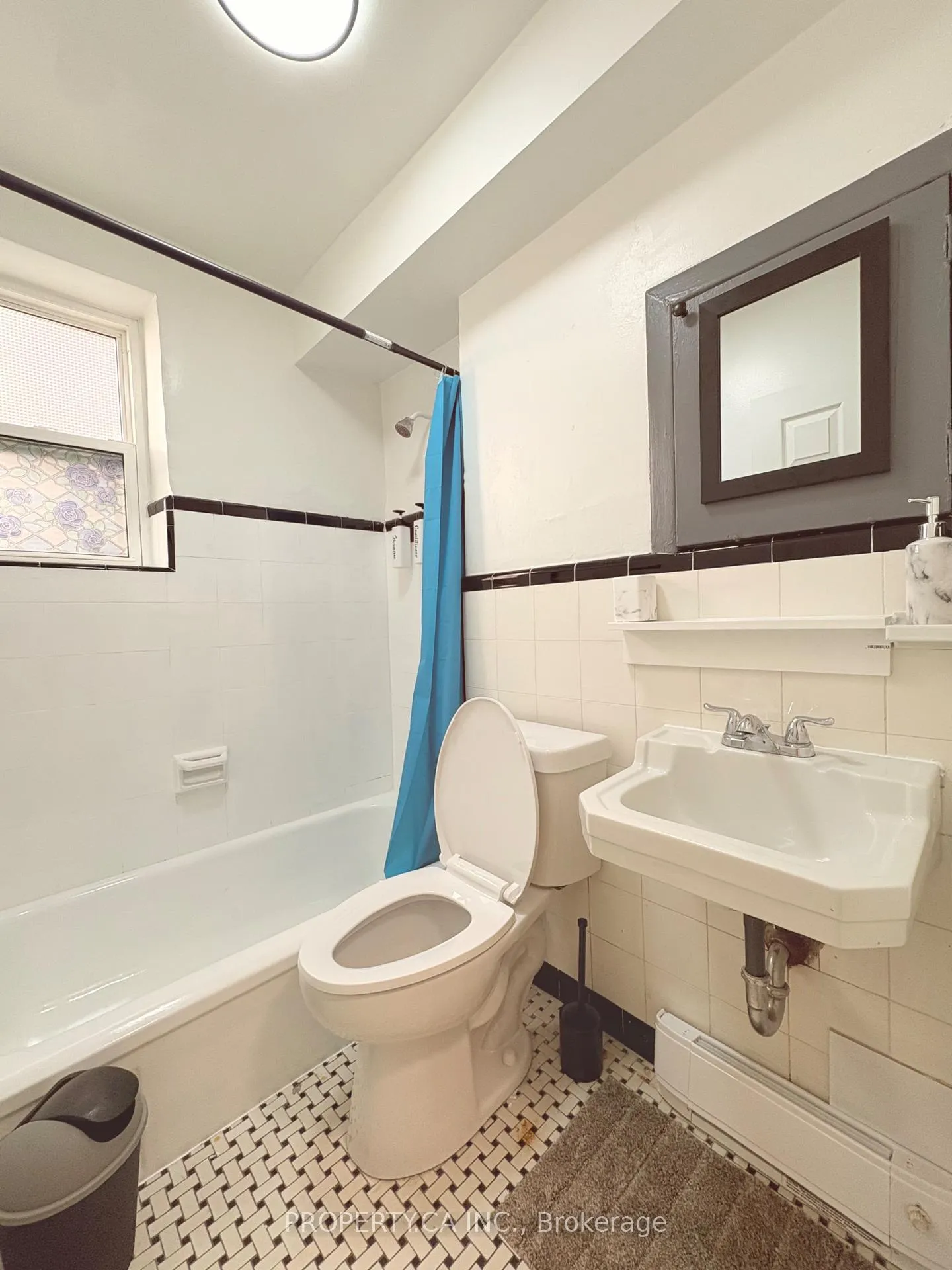 Photo 18 of 882 Broadview Avenue, Toronto, Playter Estates-Danforth — HOMEH